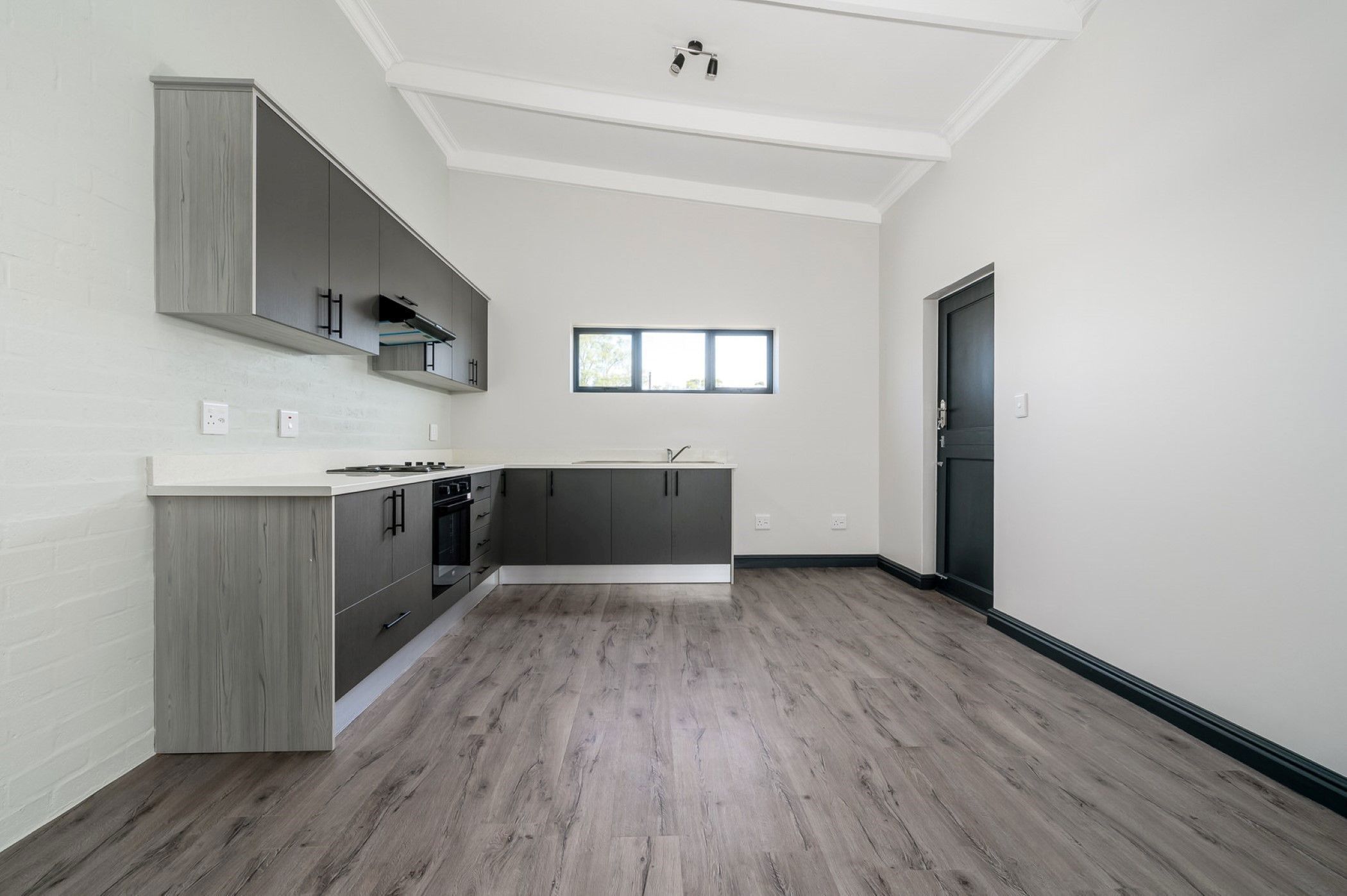 3 Bedroom Doublestorey House For Sale Parsons Vlei 1PLZ1642961