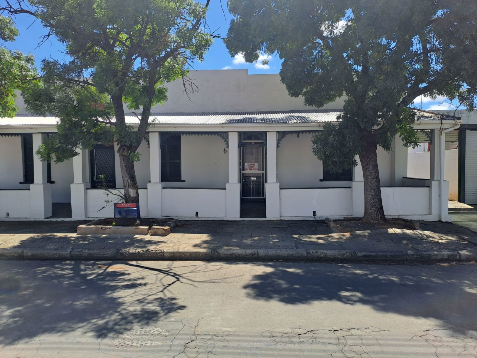 5 bedroom house for sale in Graaff-Reinet