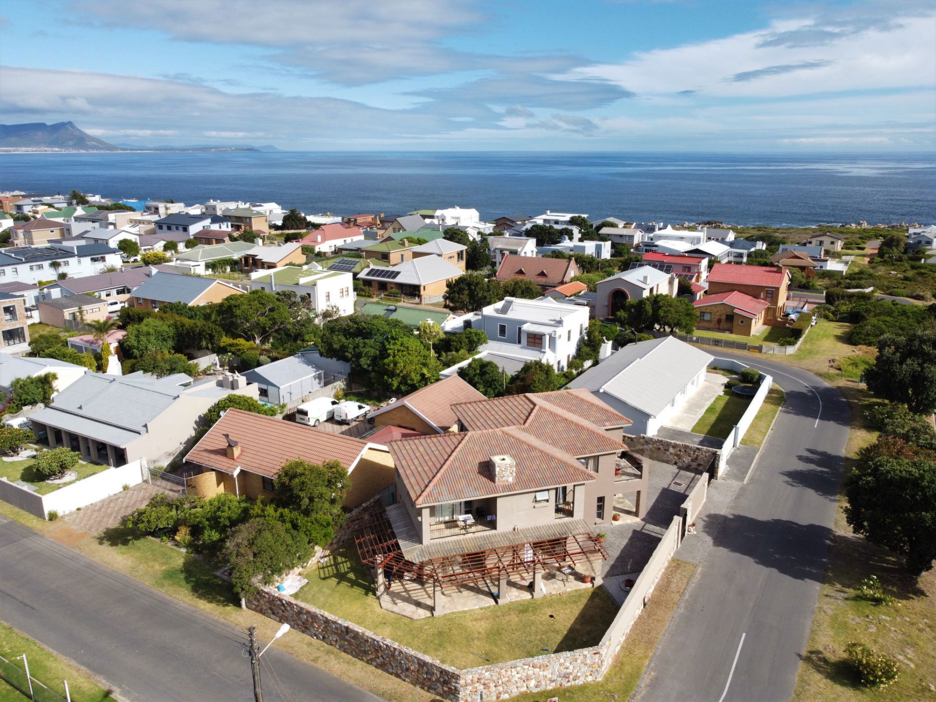 6 Bedroom Doublestorey House For Sale Kleinmond KN1642180 Pam