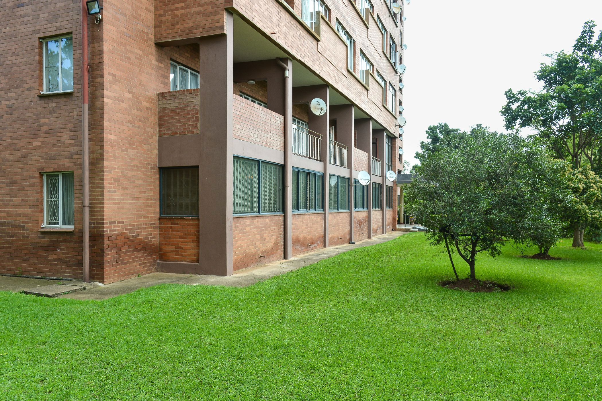 3 bedroom apartment for sale in Pelham