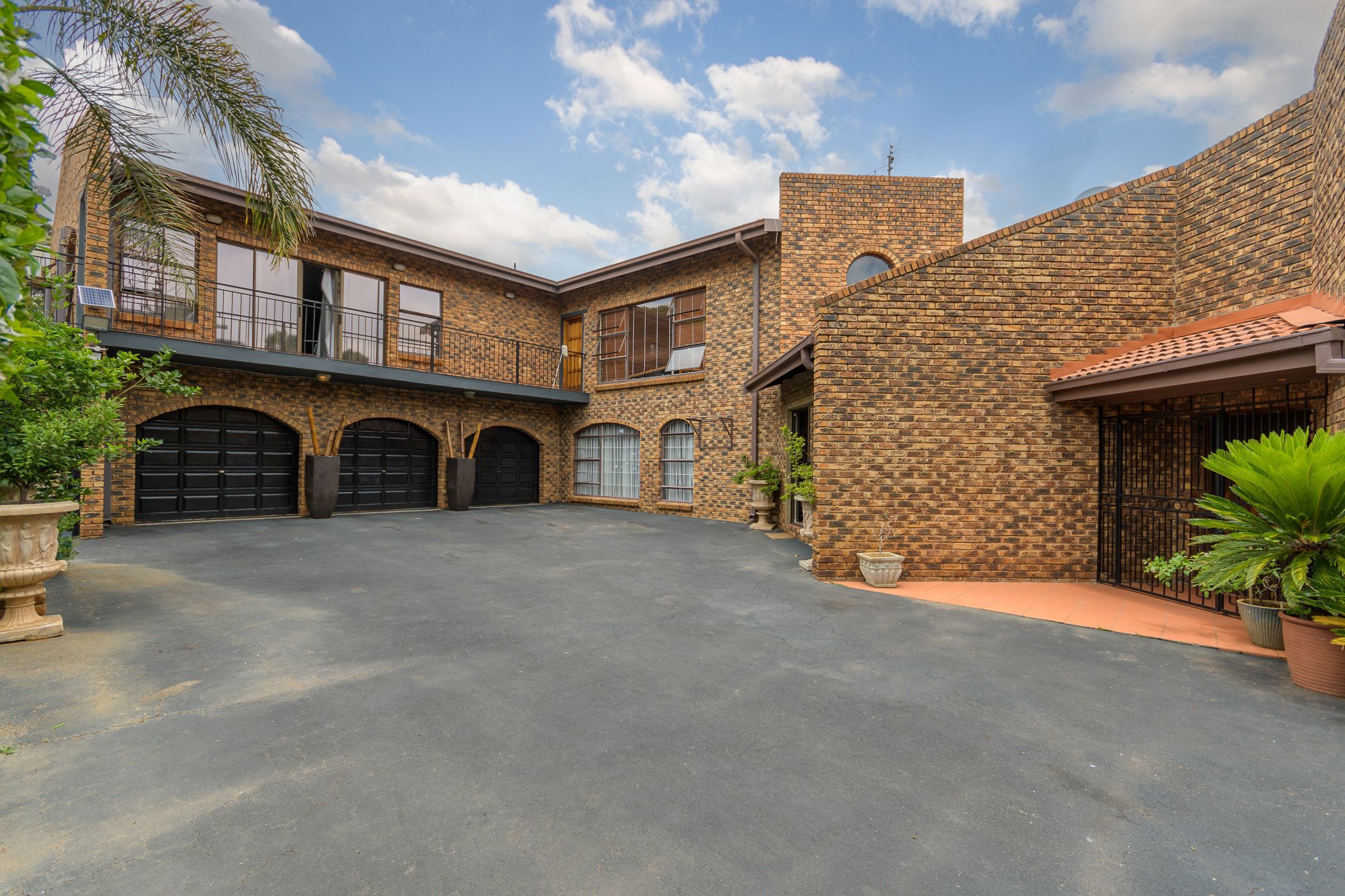 4 Bedroom House For Sale Bedfordview BED1642621 Pam Golding