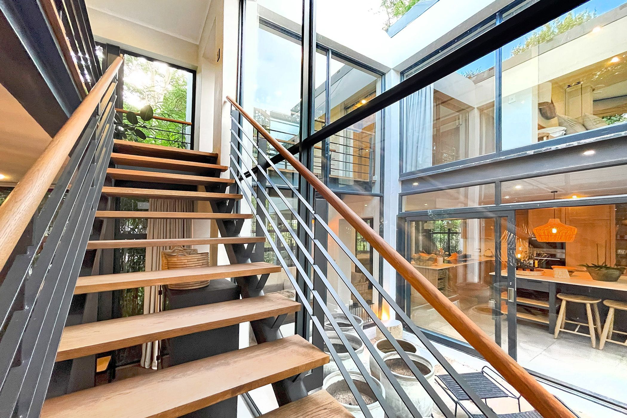 4 Bedroom Cluster House For Sale Sandown (Sandton) HP1648749 Pam