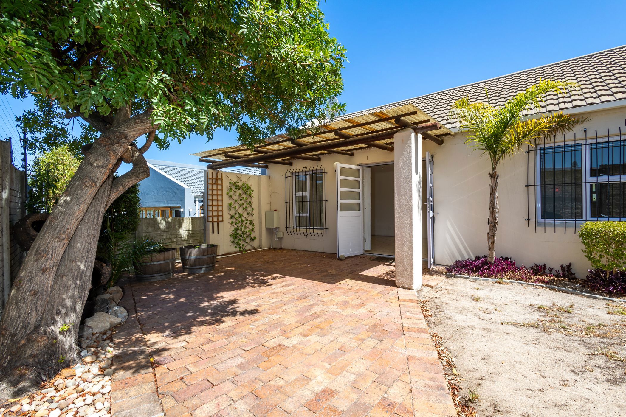 2 Bedroom House For Sale De Bron DBV1647310 Pam Golding Properties