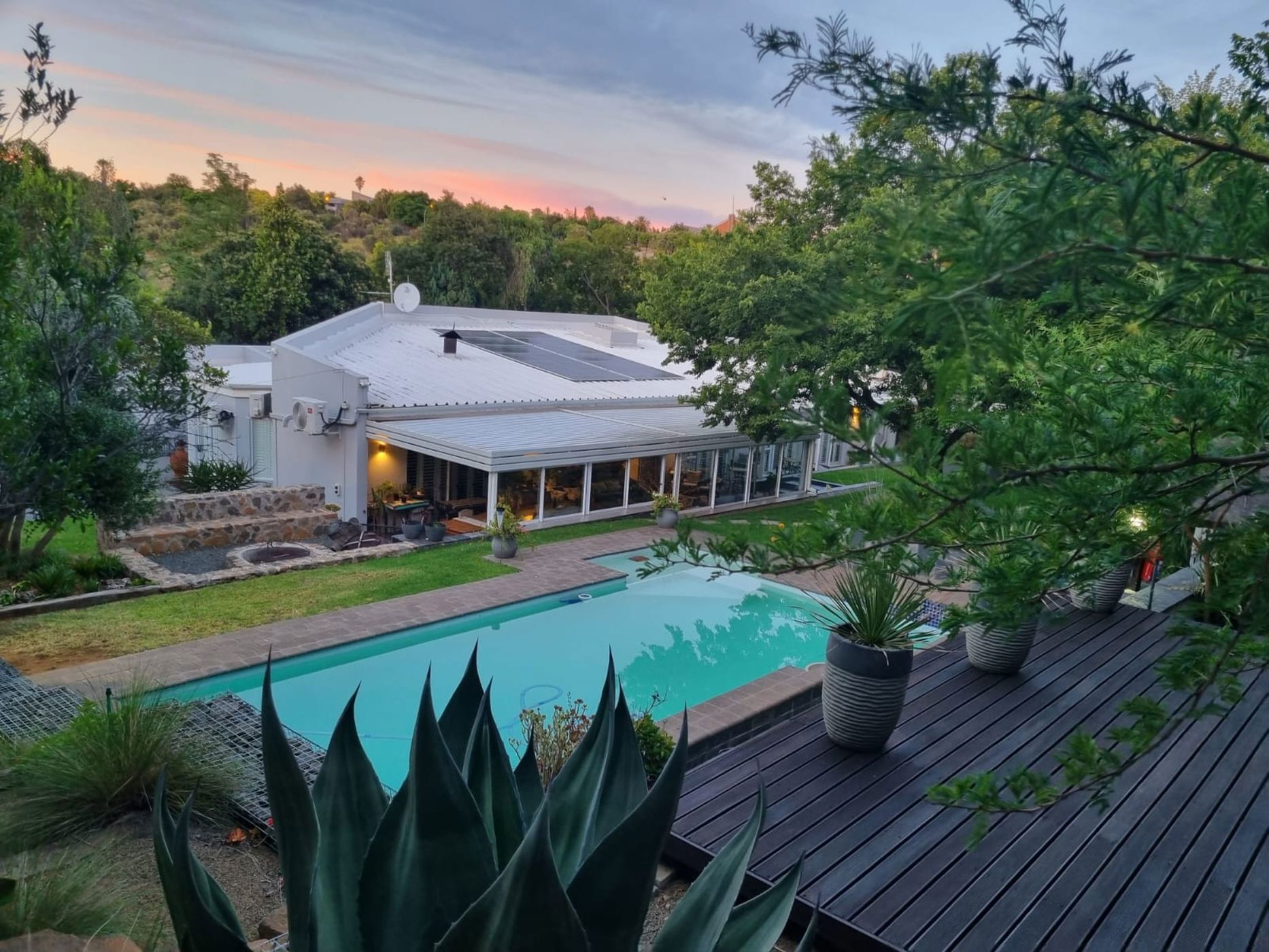 3 Bedroom House For Sale Heuwelsig (Bloemfontein) 1BX1646068 Pam