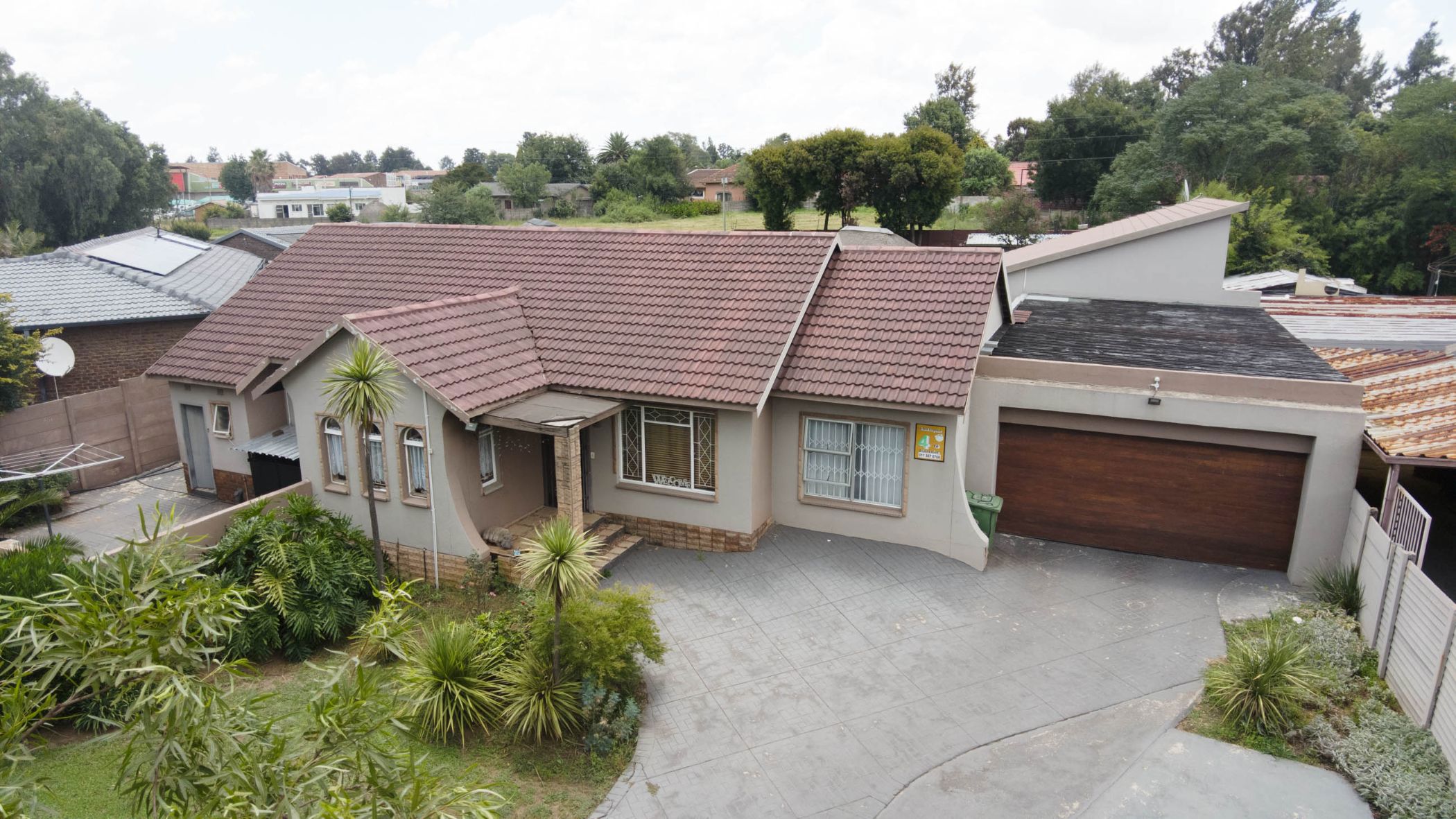 4 Bedroom House For Sale Brackendowns 1AB1644871 Pam Golding