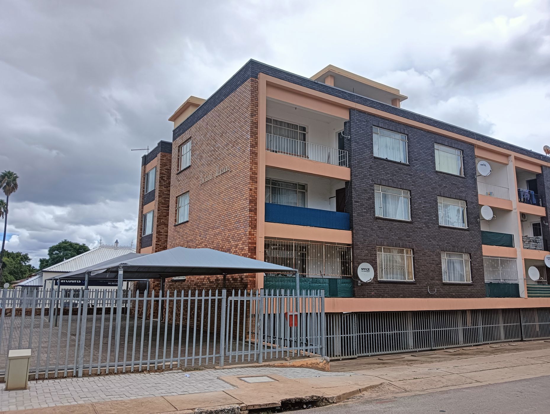 1 Bedroom Apartment For Sale College Hill 1UK1648283 Pam Golding