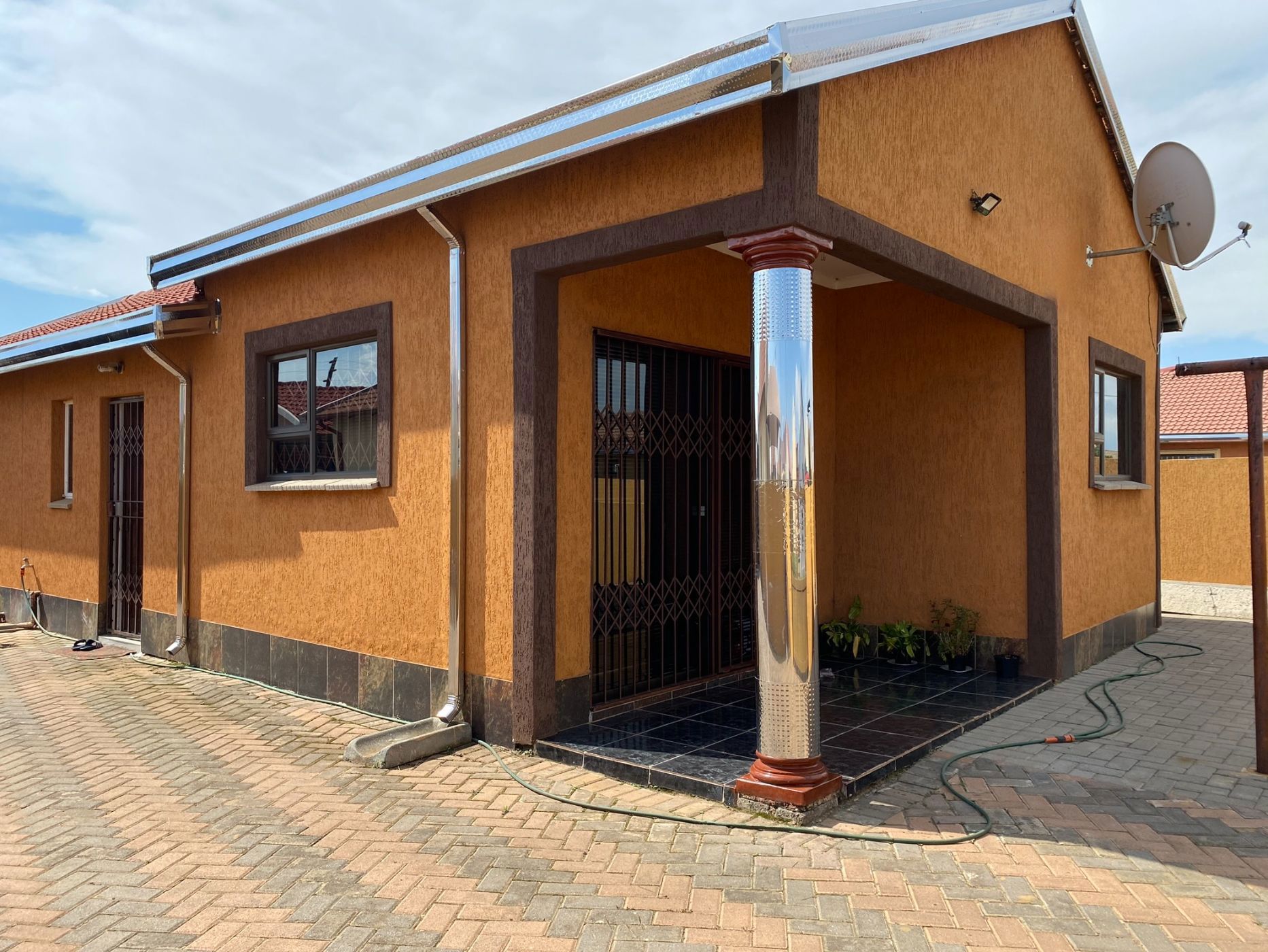 3 Bedroom House For Sale Golden Gardens (Sebokeng) 1VT1646468 Pam