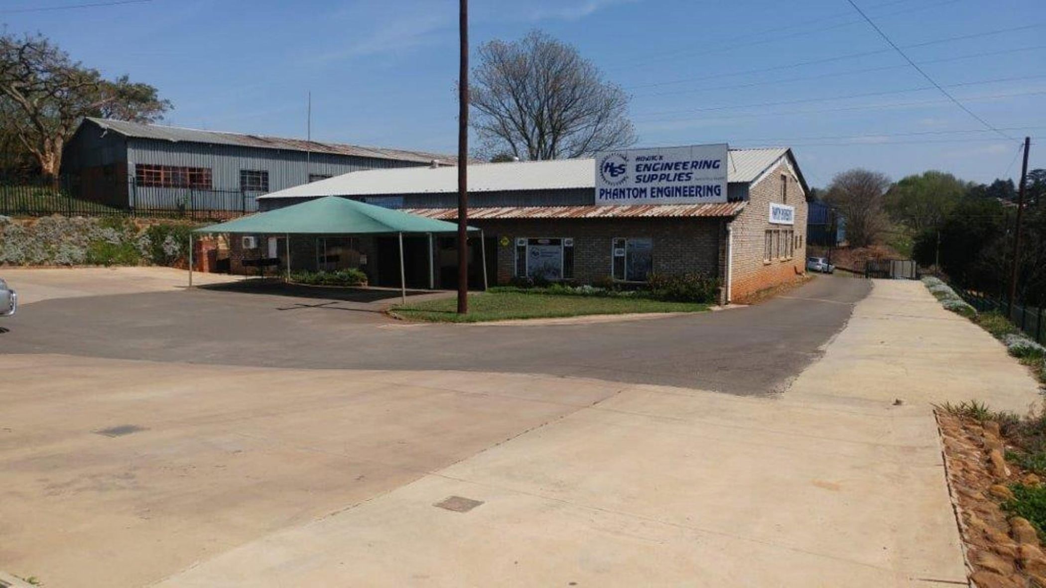 2772 m&sup2; commercial industrial property for sale in Howick