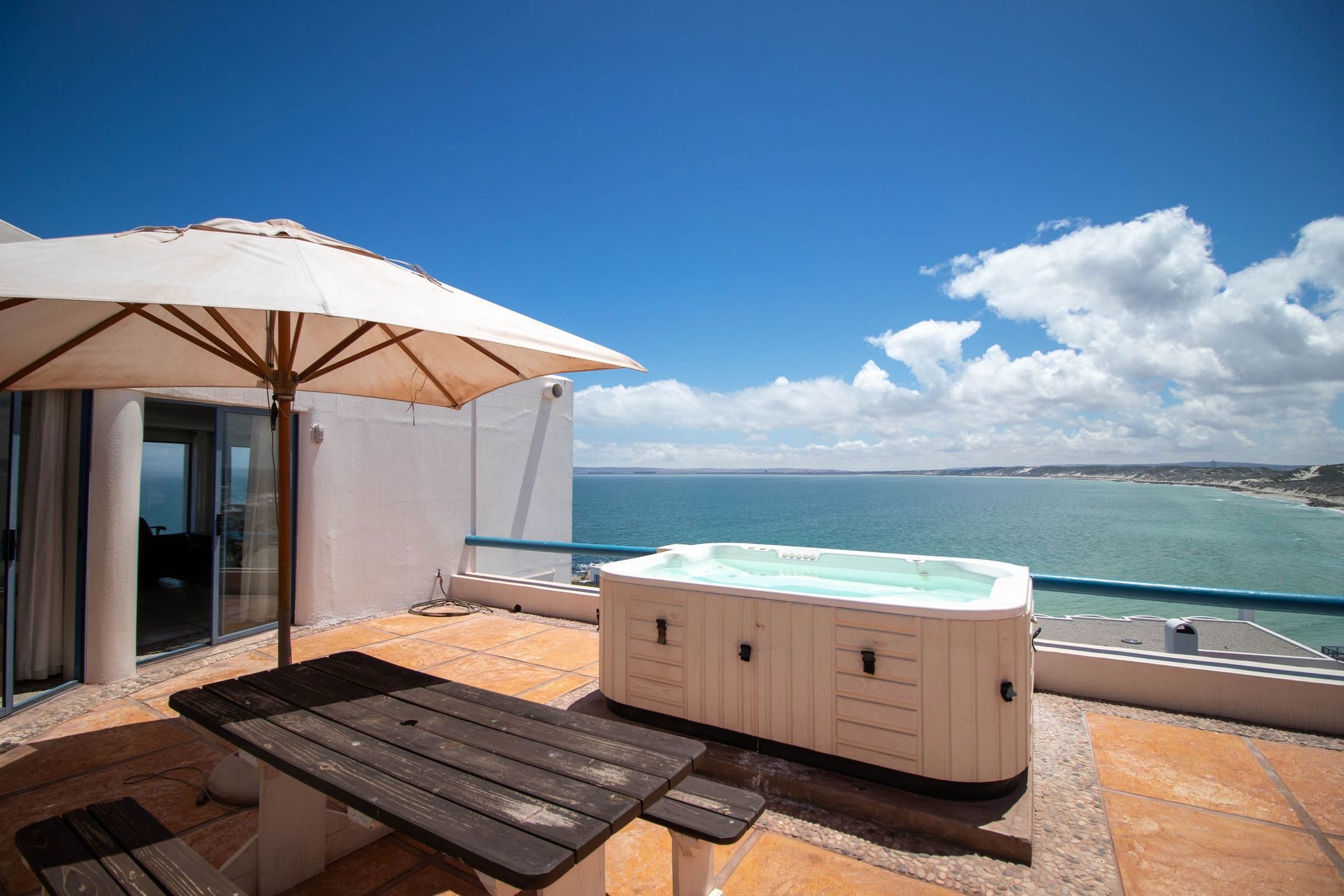 9 Bedroom House For Sale Paradise Beach (Langebaan) LA1645378 Pam