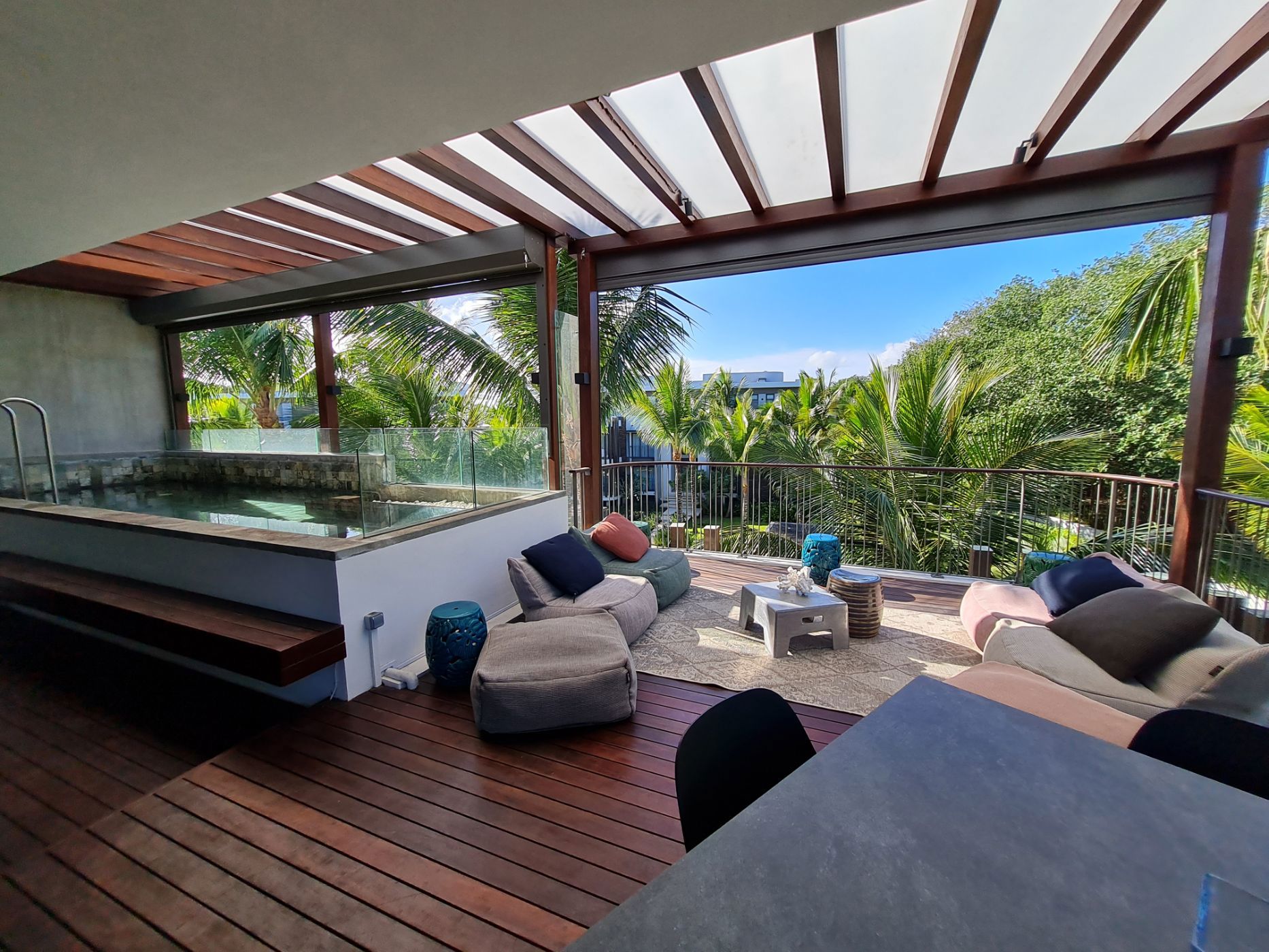 2 bedroom penthouse apartment for sale in Mont Choisy Le Parc (Mauritius)