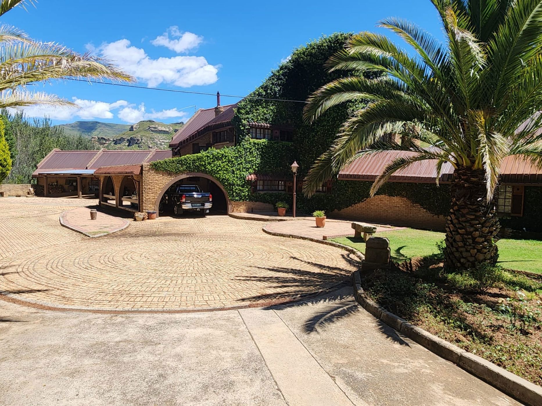 392 hectare lifestyle property for sale in Clarens