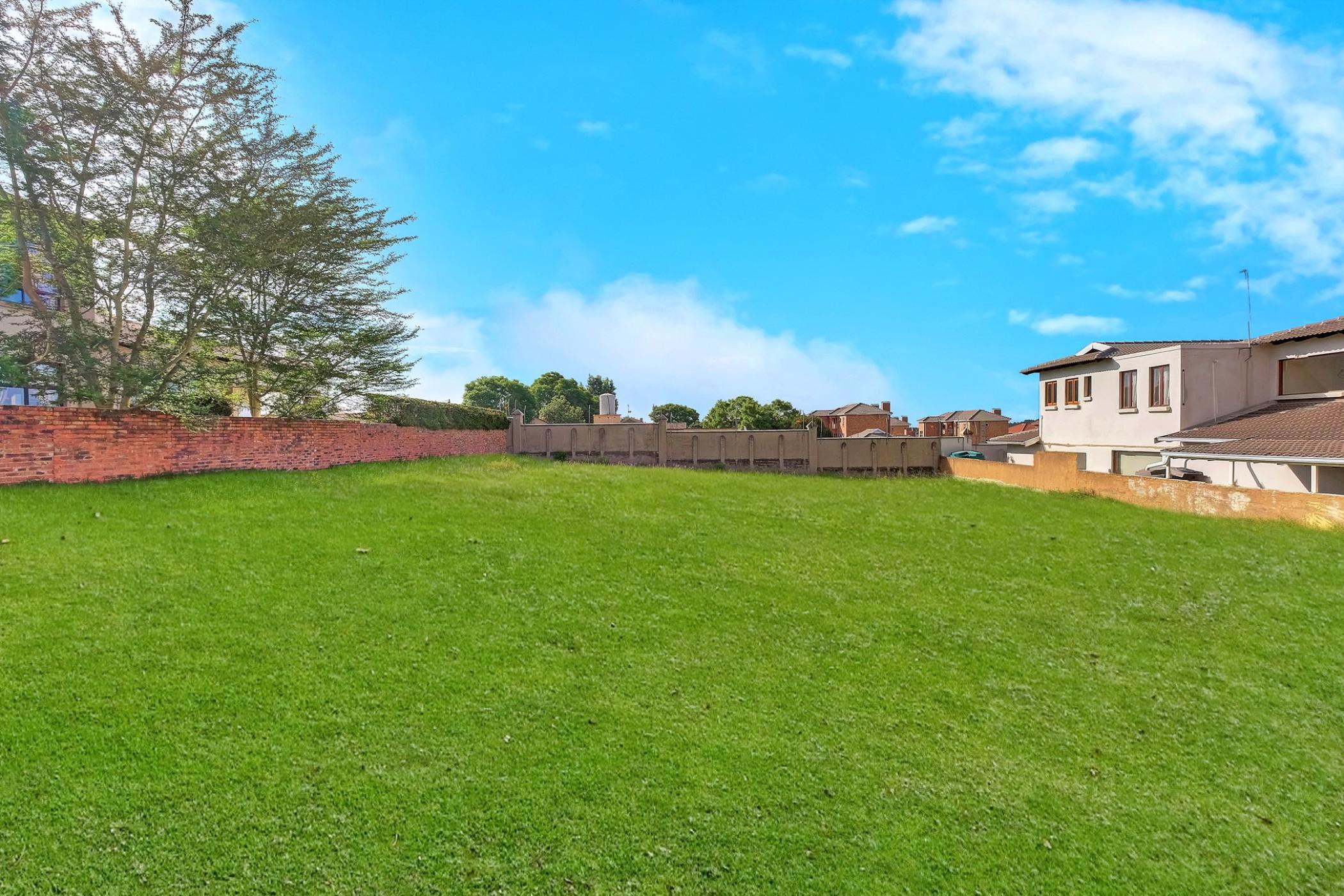 922 m2 Residential Vacant Land For Sale Eagle Canyon Golf Estate