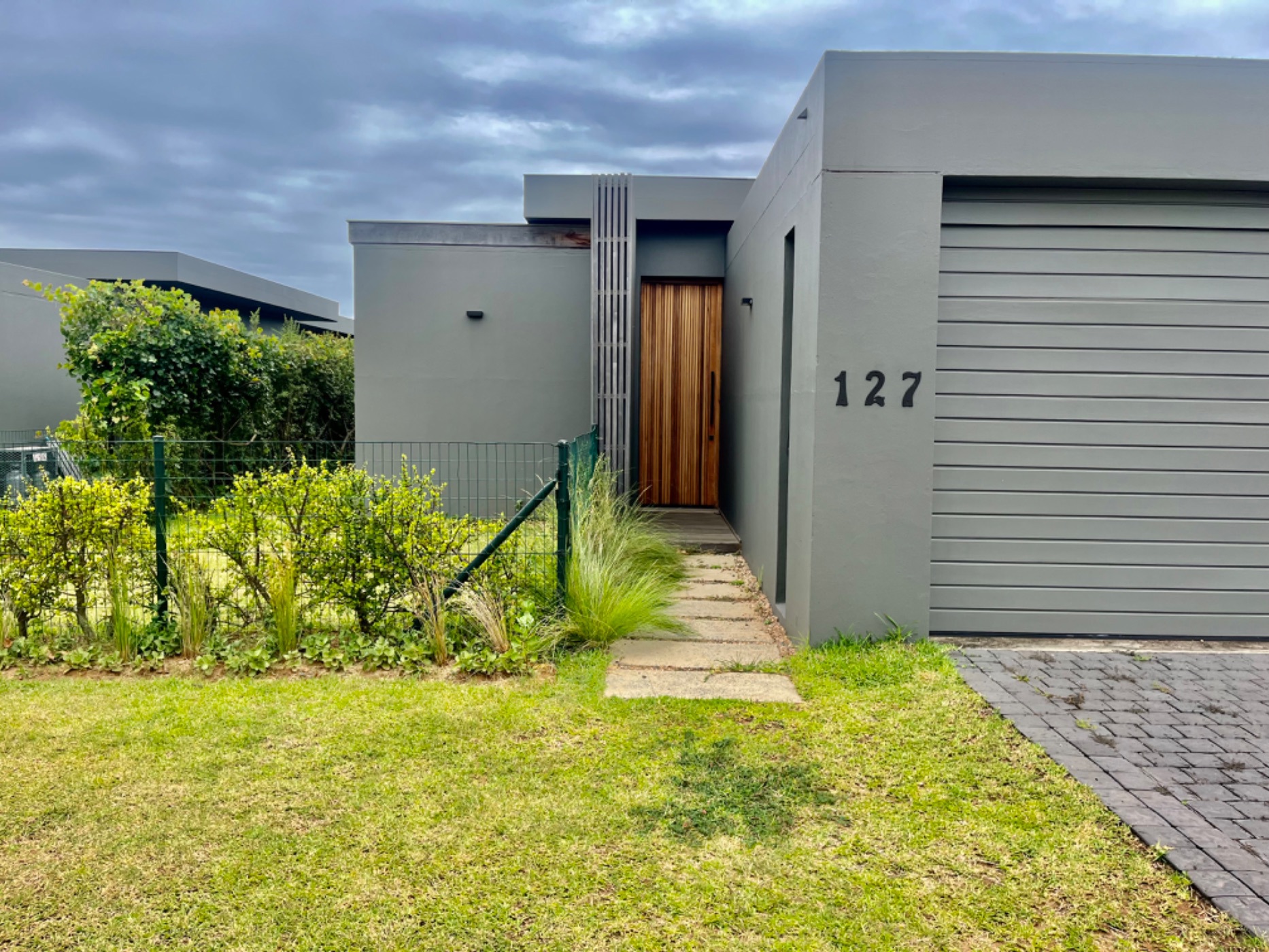 3 Bedroom Security Estate Home To Rent Sheffield Beach 1BD1646234