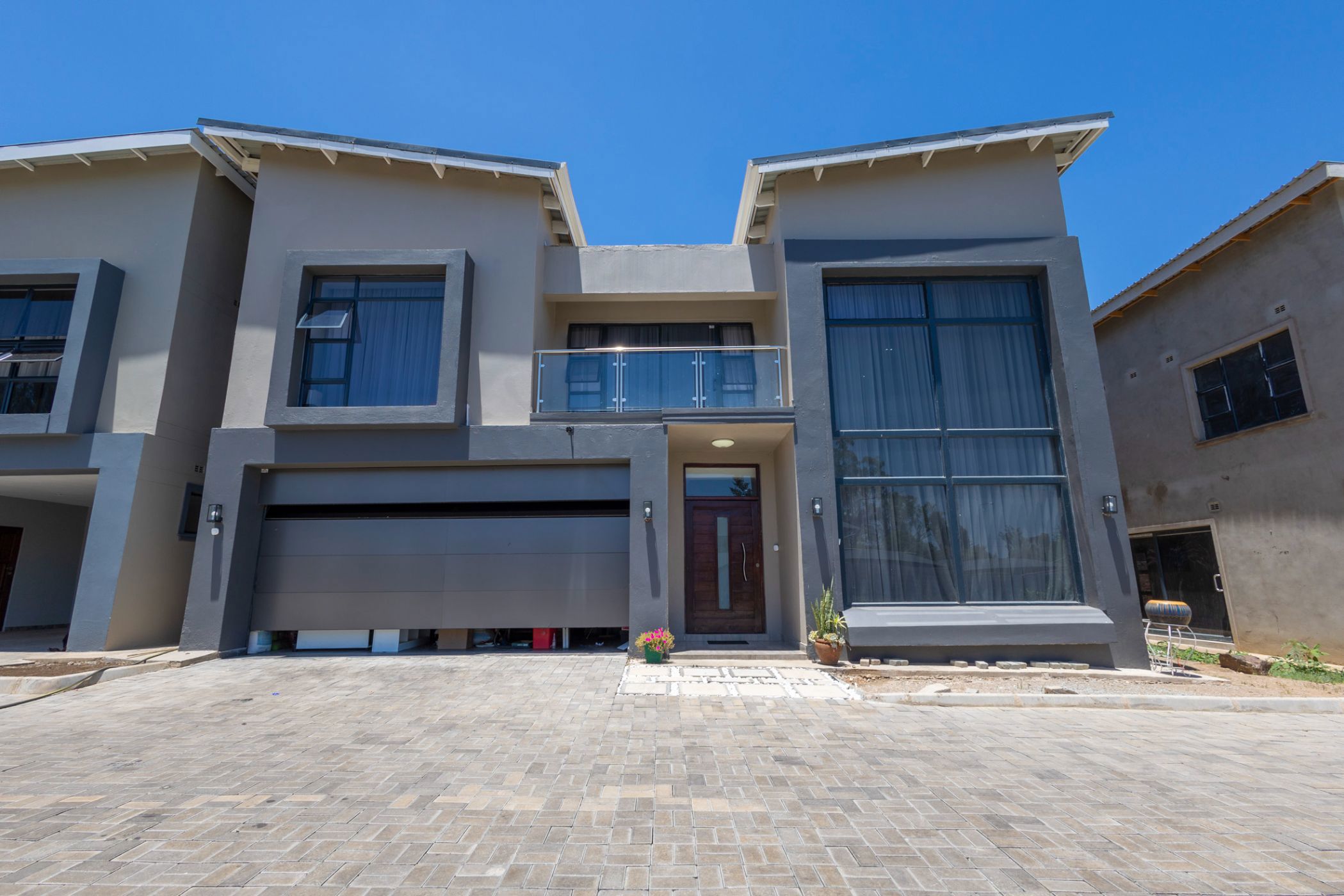 4 bedroom townhouse for sale in Highlands (Zimbabwe)