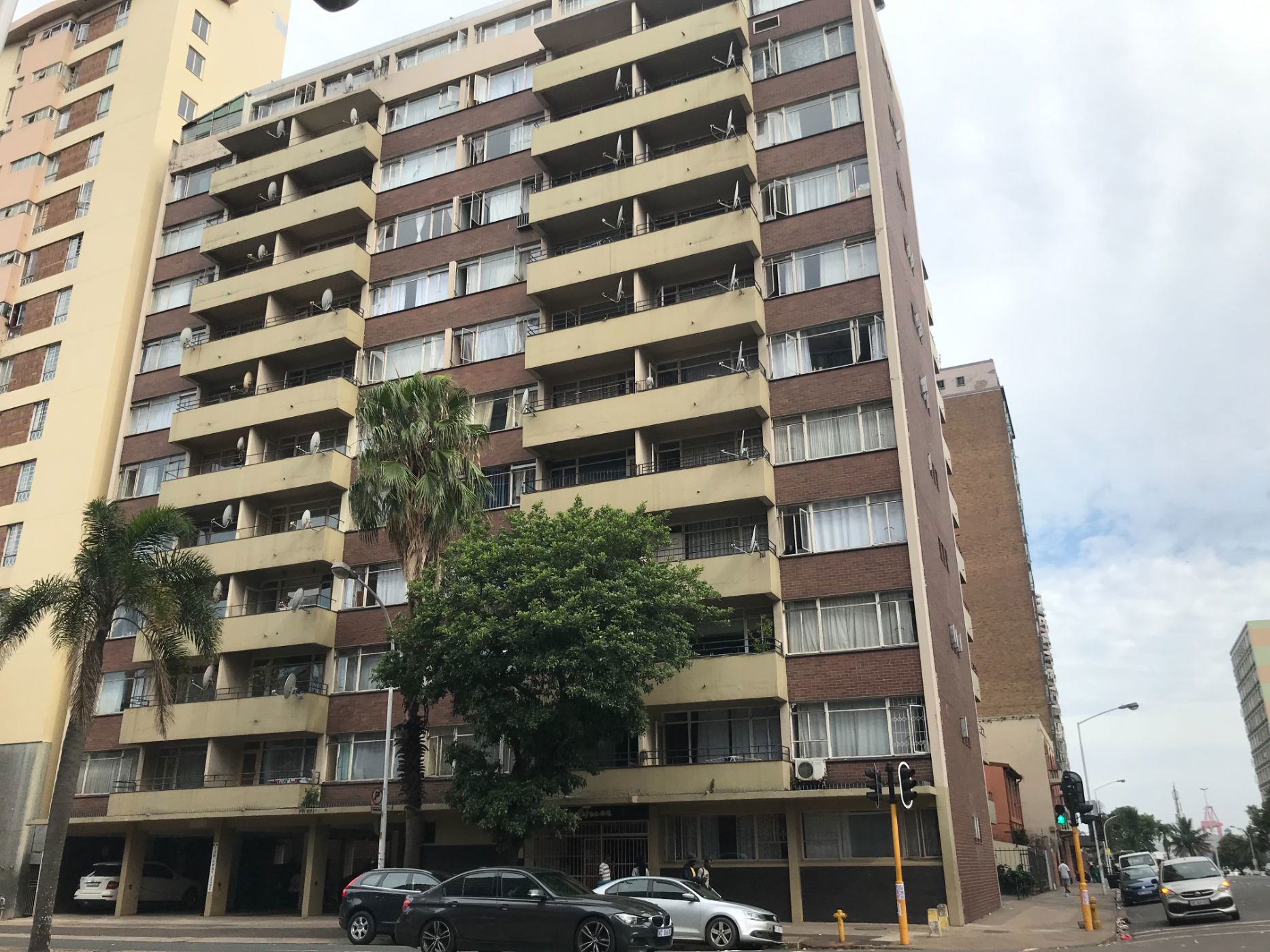 3 Bedroom Apartment For Sale Durban Central 1DA1648203 Pam Golding Properties
