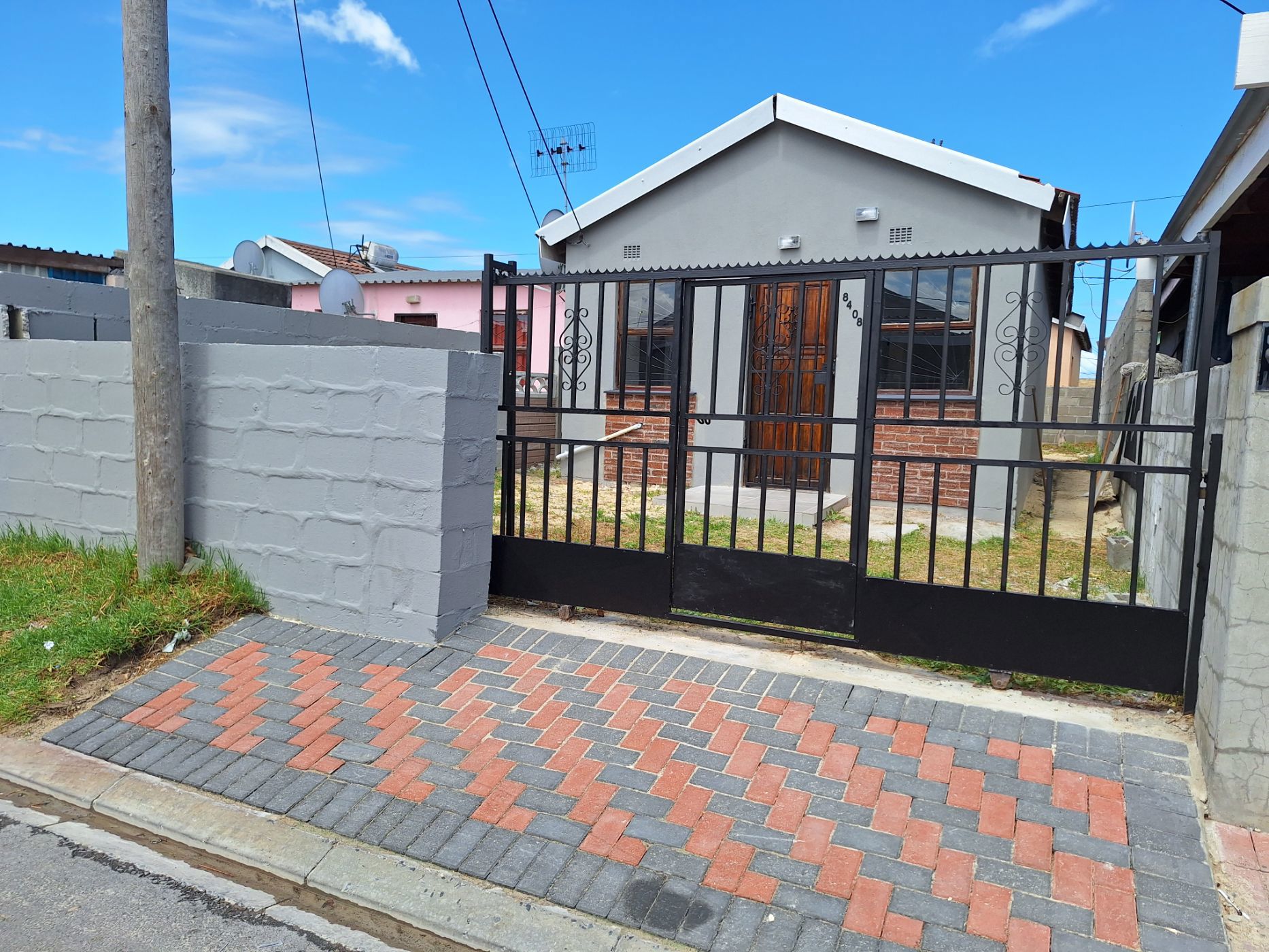 2 Bedroom House For Sale | Mfuleni (Cape Town) | 1KV1660586 | Pam ...