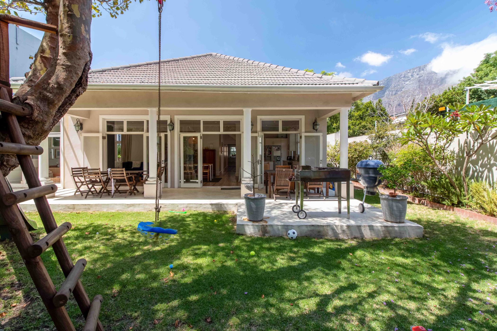 3 Bedroom House For Sale Tamboerskloof AS1647430 Pam Golding