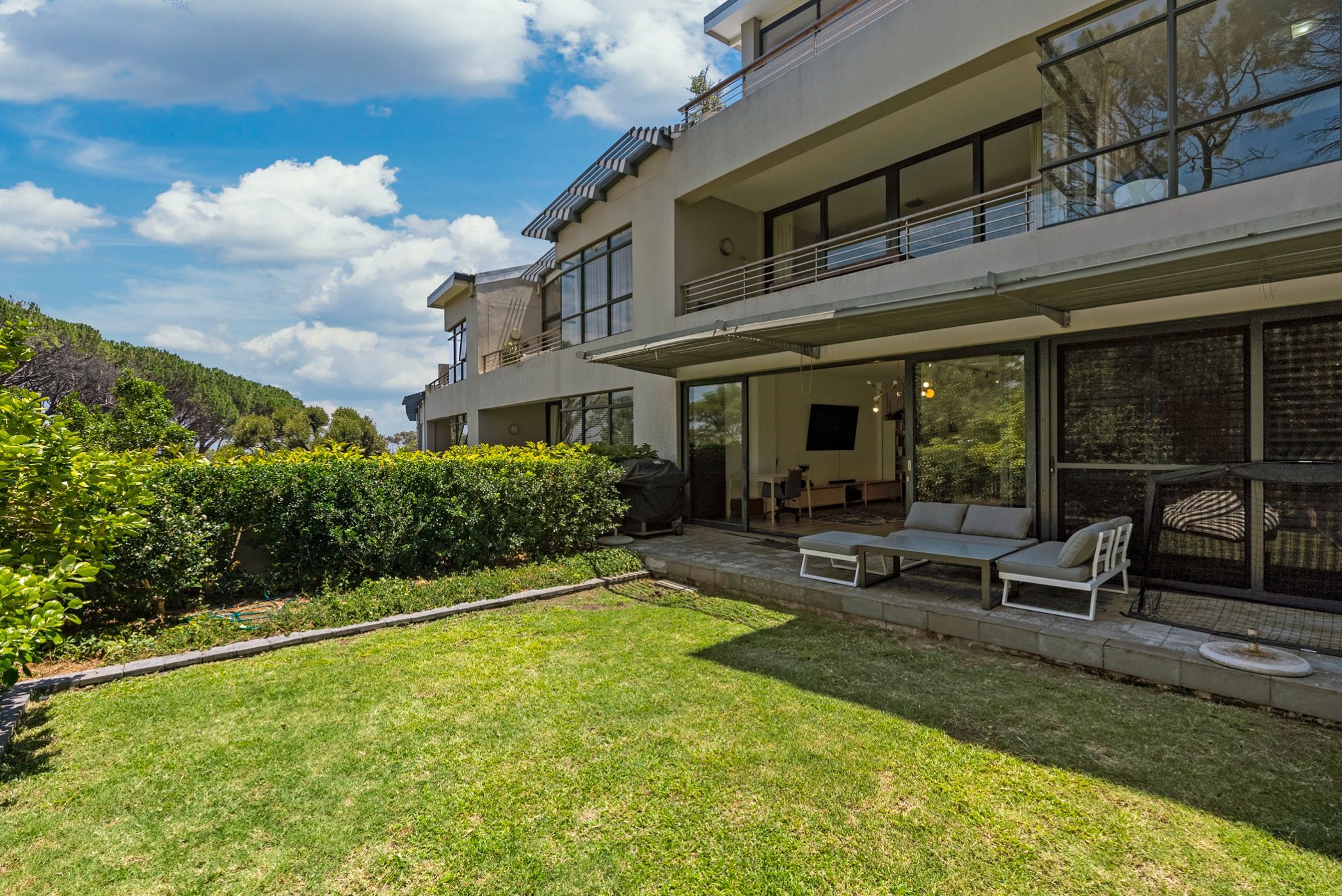 2 Bedroom Garden Apartment For Sale Camps Bay AS1645323 Pam