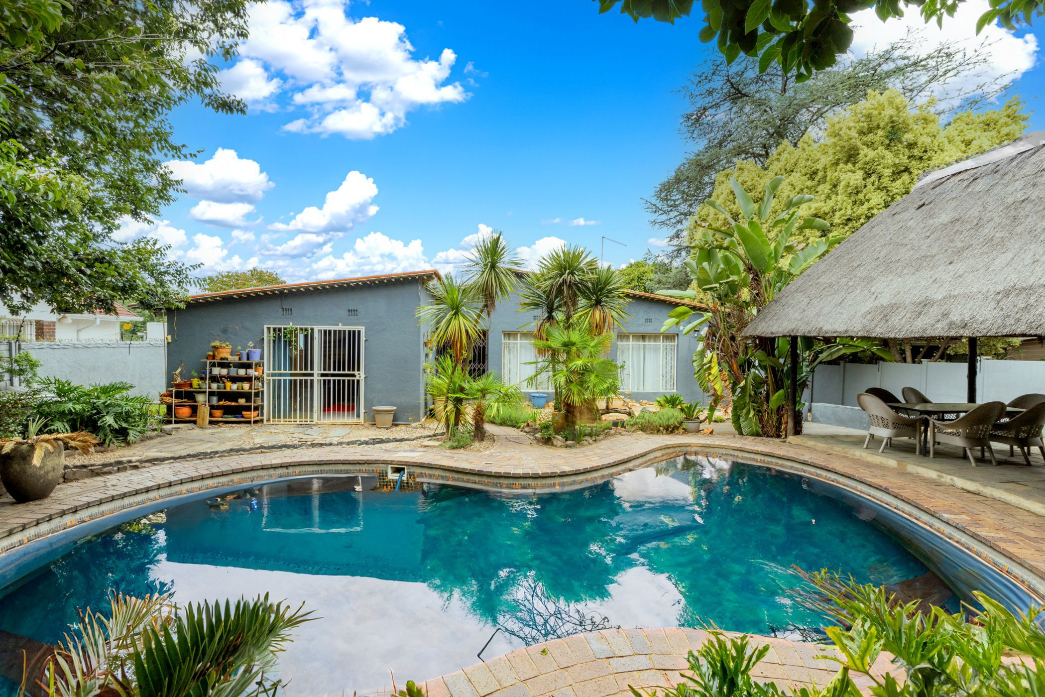 3 Bedroom House For Sale Bank Assisted Sale by FNB Blairgowrie