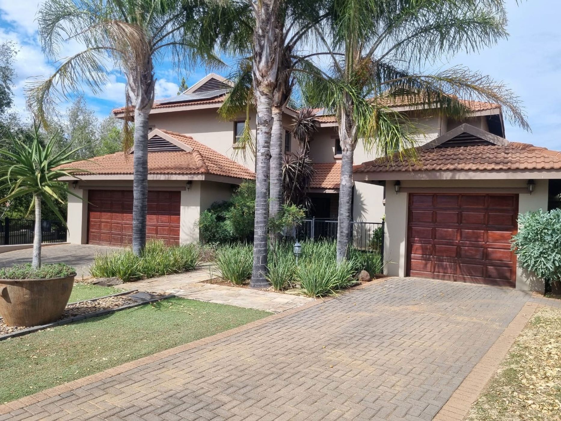 4 Bedroom Doublestorey House For Sale Woodland Hills 1BX1652068