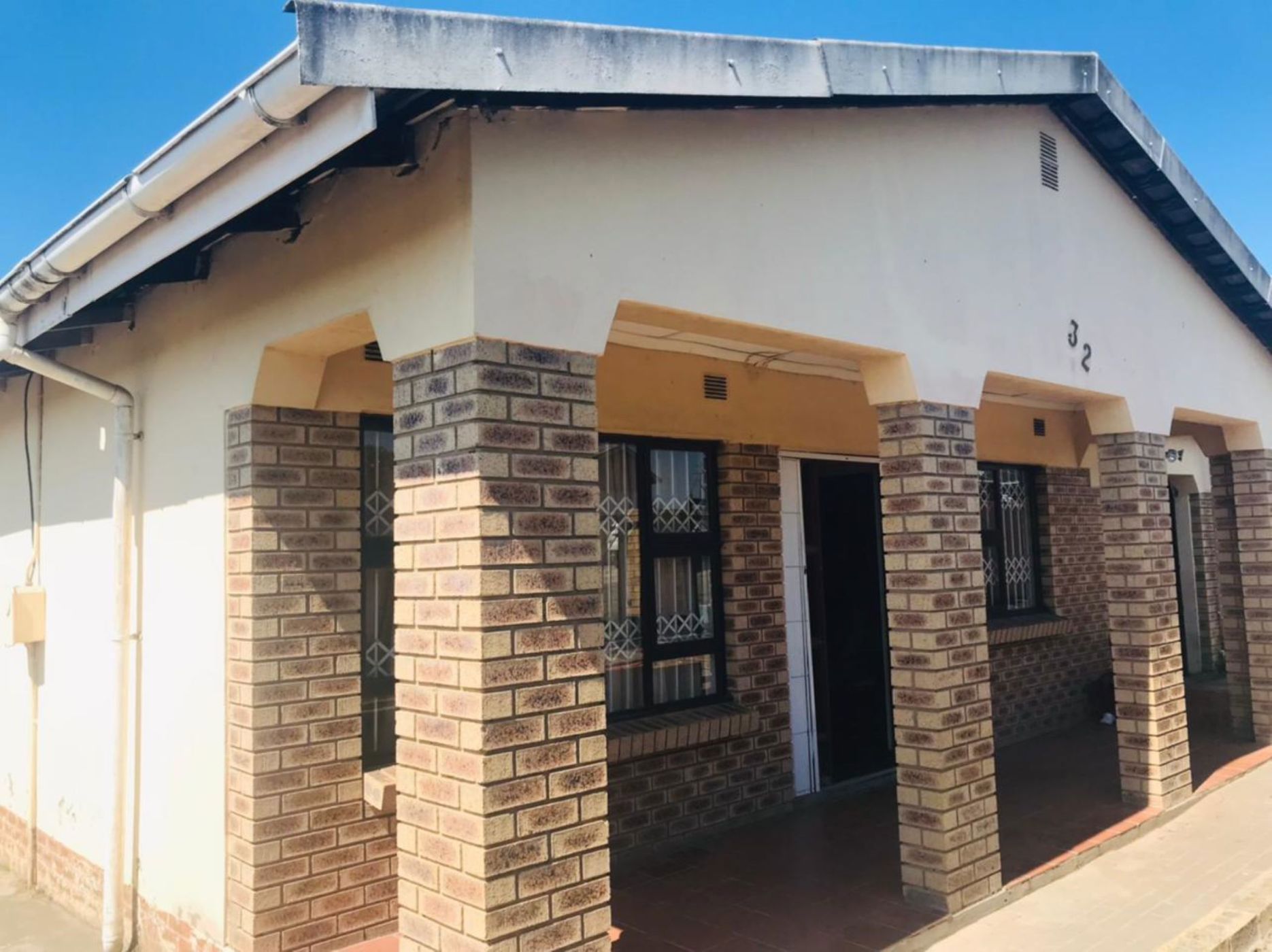 3 bedroom house for sale in Mbuqu