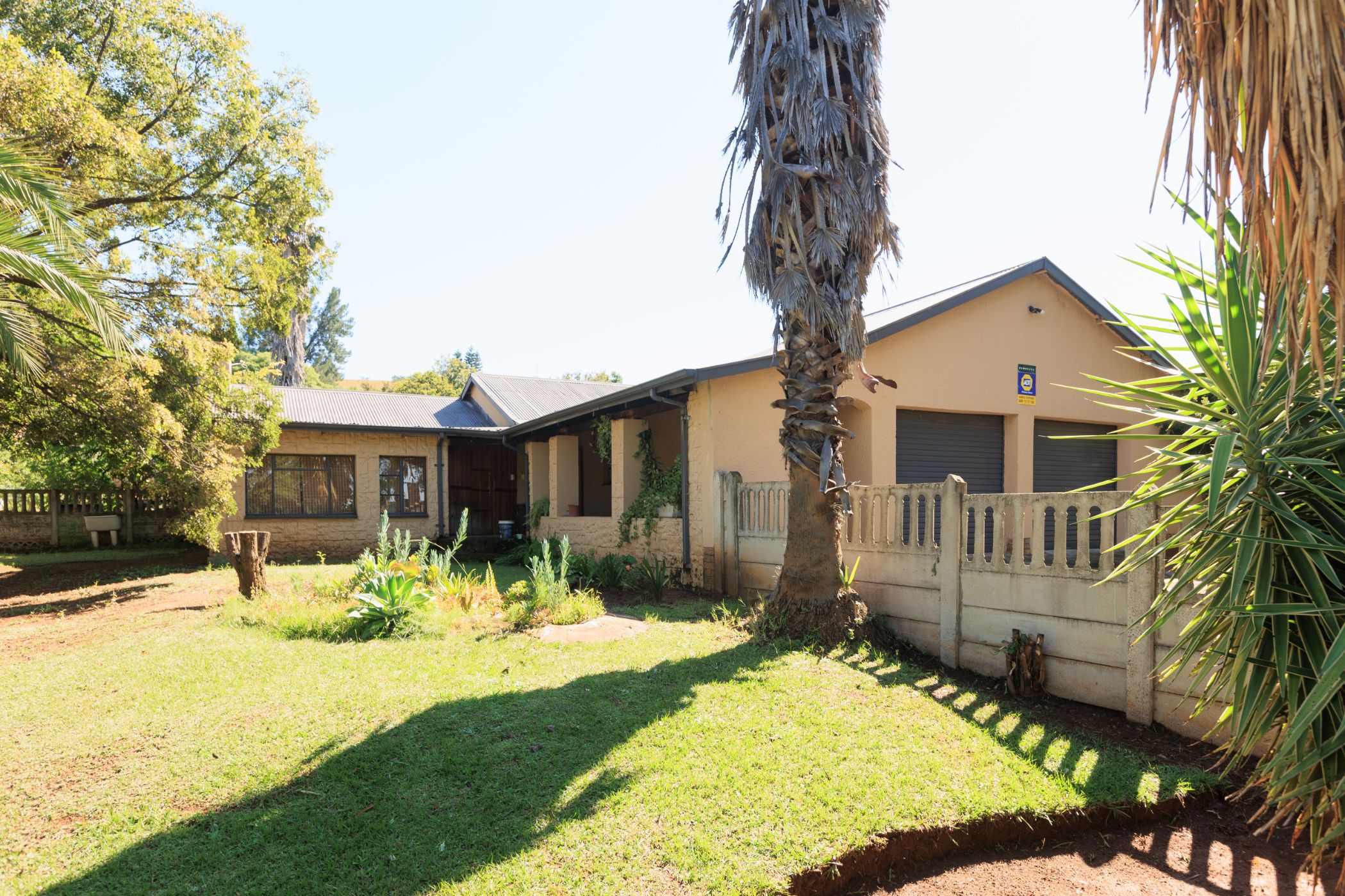 3 Bedroom House For Sale Signal Hill (Newcastle) 1NW1649950 Pam