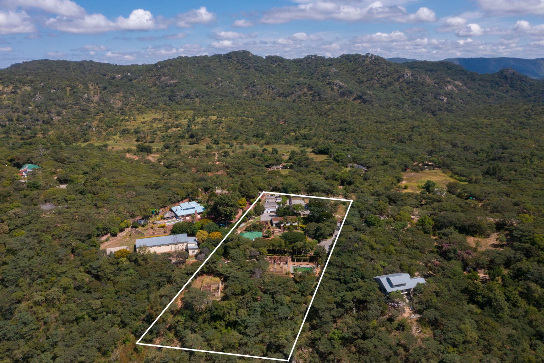 4 Bedroom House For Sale Christon Bank (Zimbabwe) 3ZB1650900 Pam