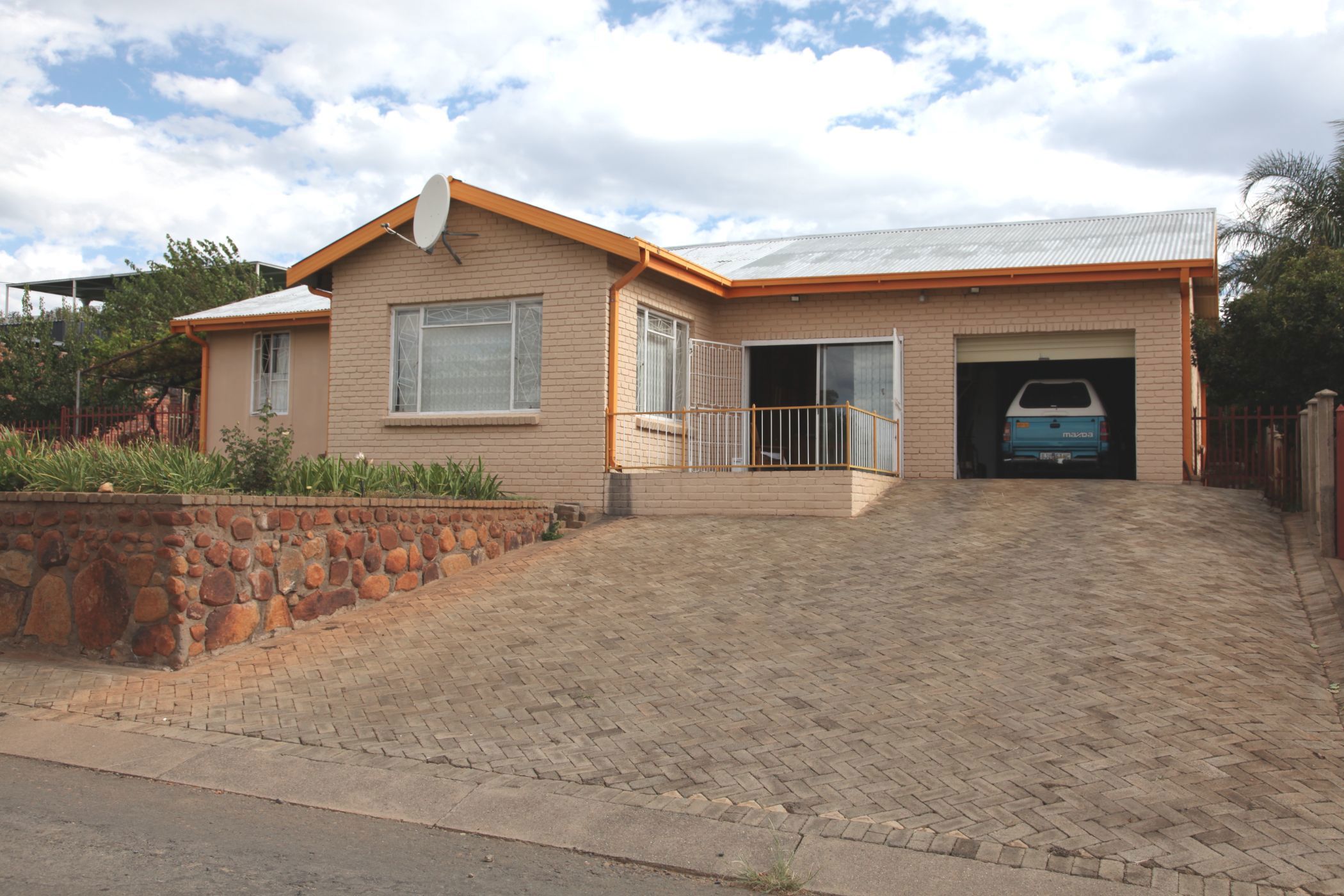 3 Bedroom House For Sale Vanderkloof 1KK1651098 Pam Golding