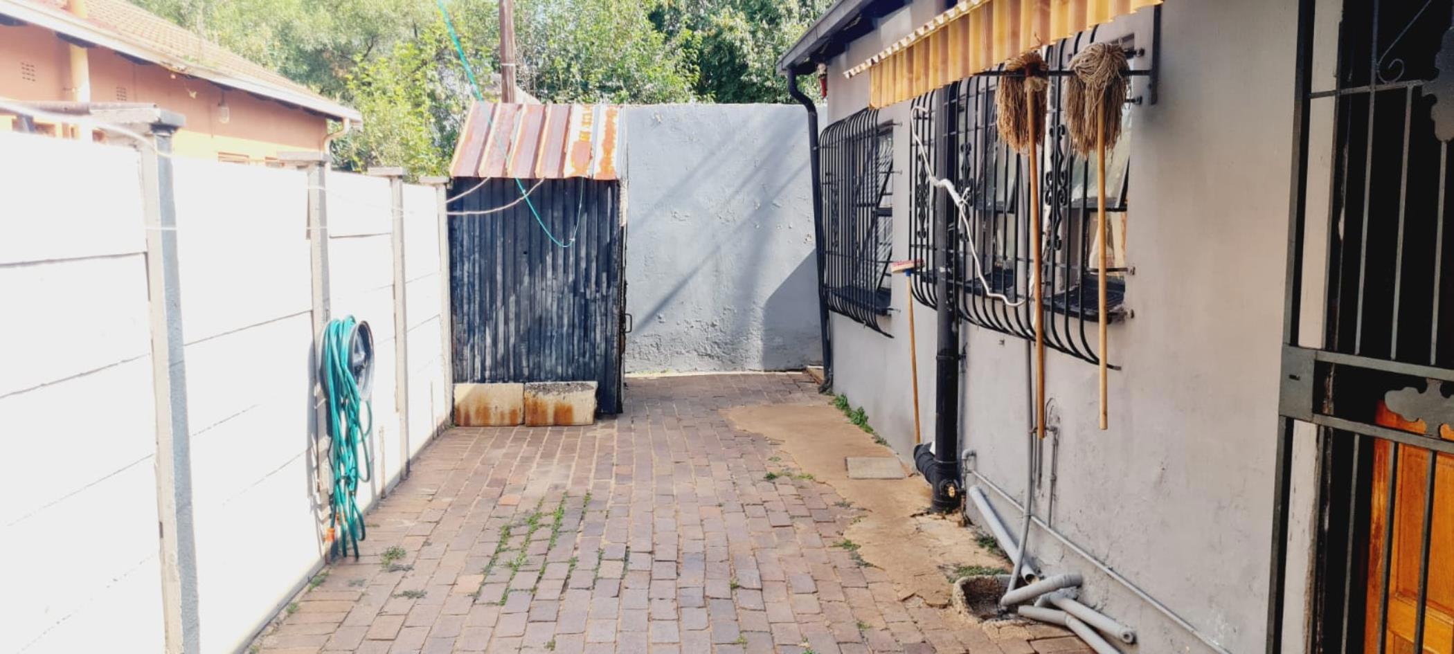 3 Bedroom House For Sale Eldorado Park 1GV1651151 Pam Golding