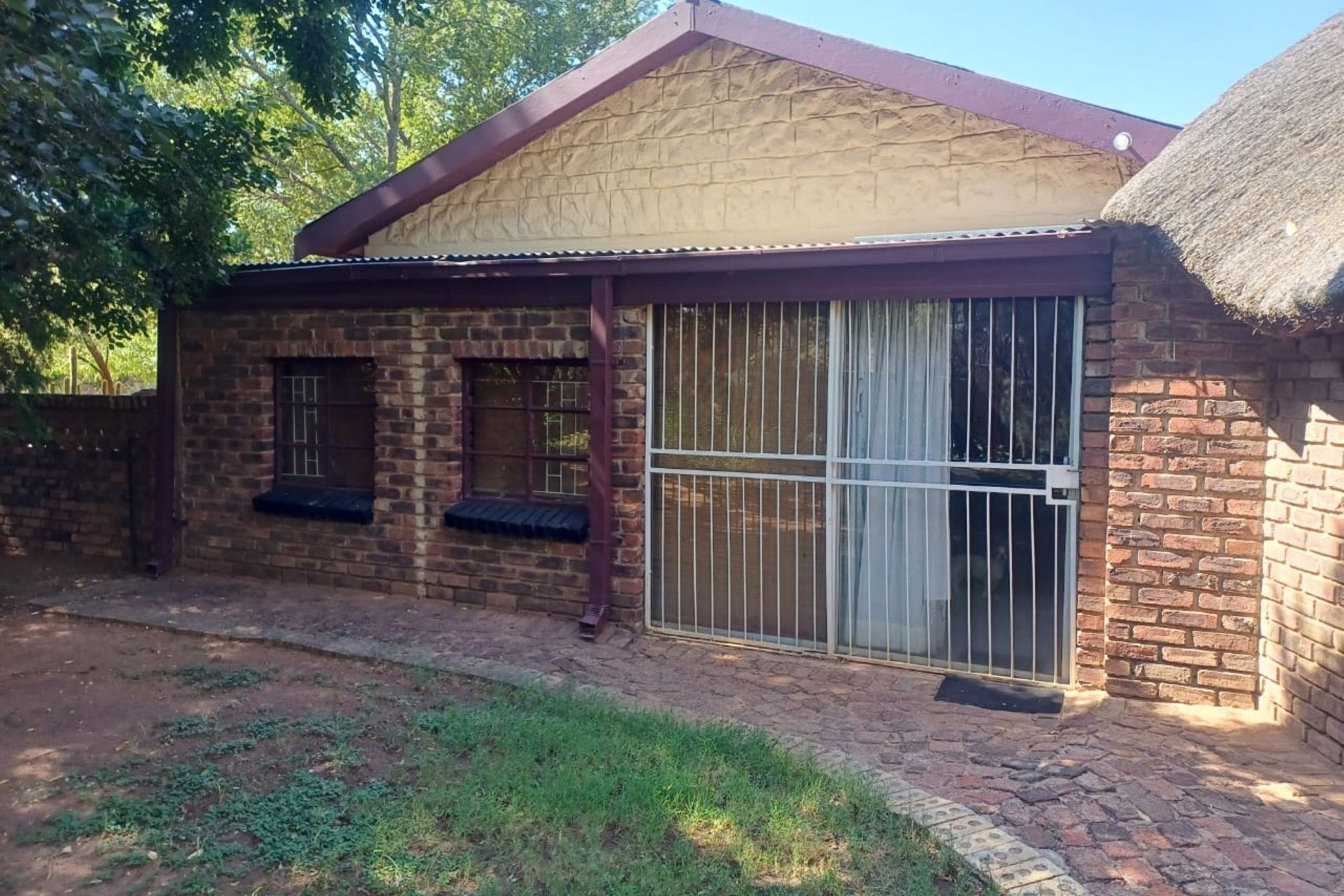 House For Sale SchweizerReneke 1KJ1651738 Pam Golding Properties