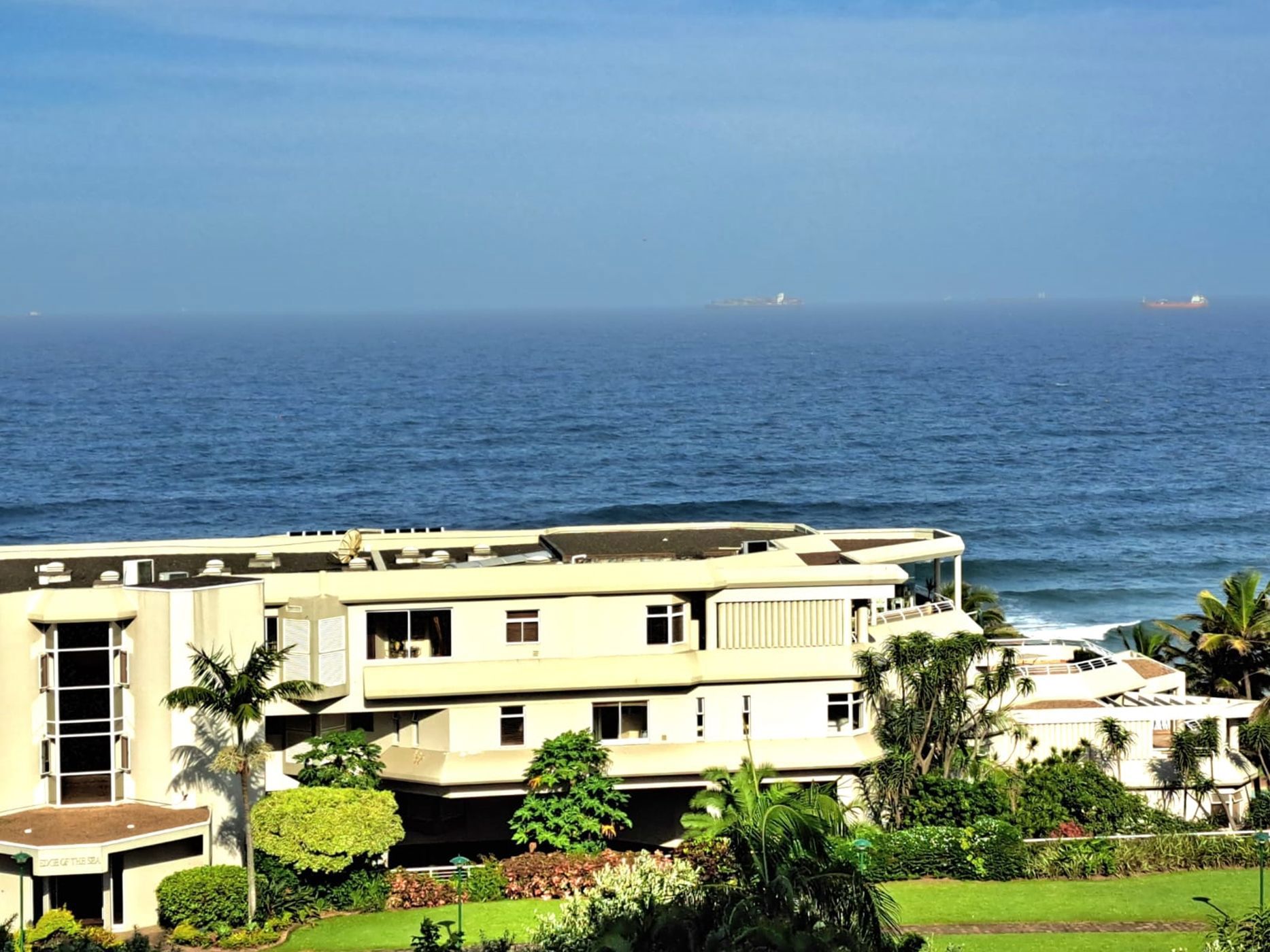 3 bedroom apartment for sale in uMhlanga Rocks
