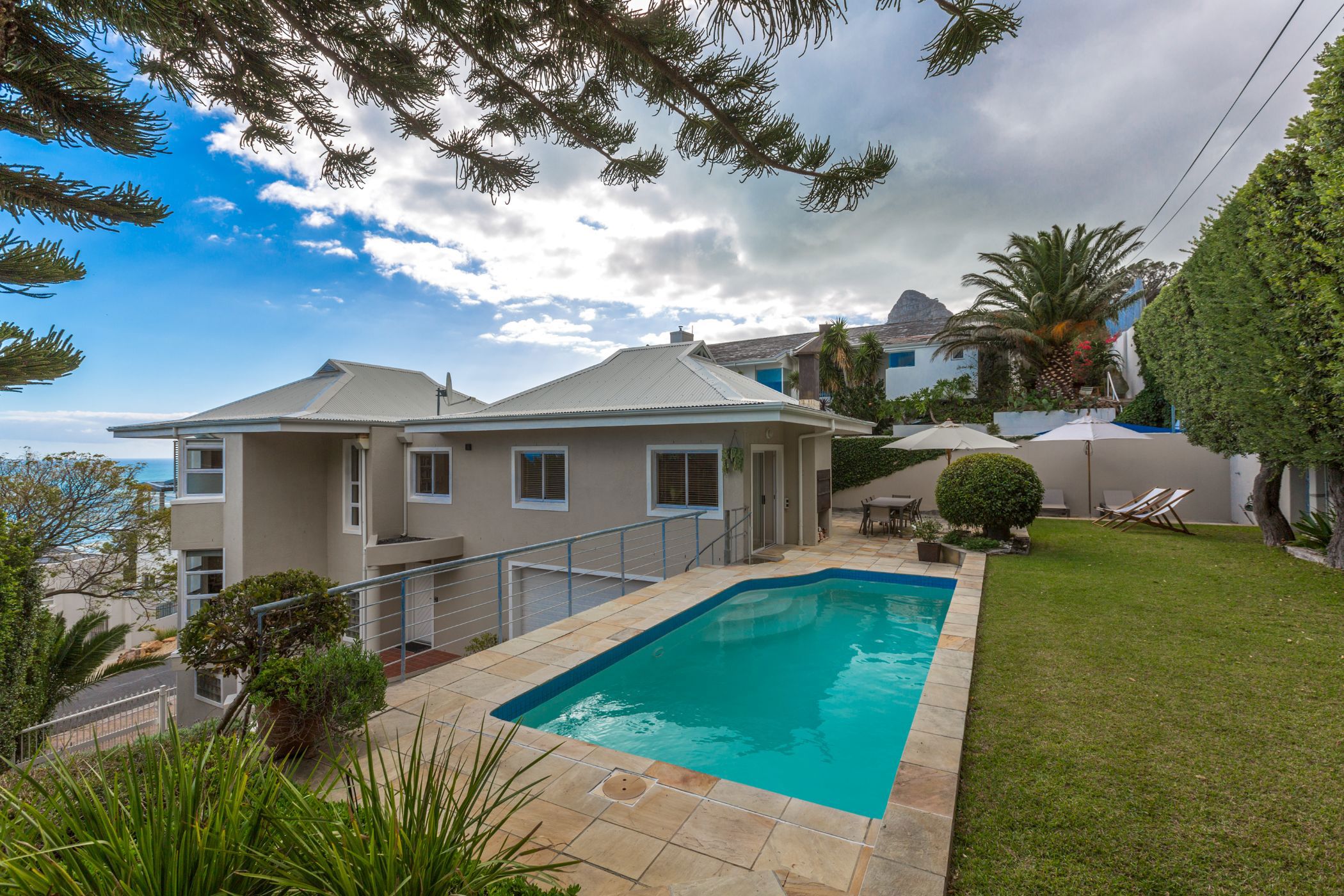 4 Bedroom Multistorey House For Sale Camps Bay BAY1562691 Pam