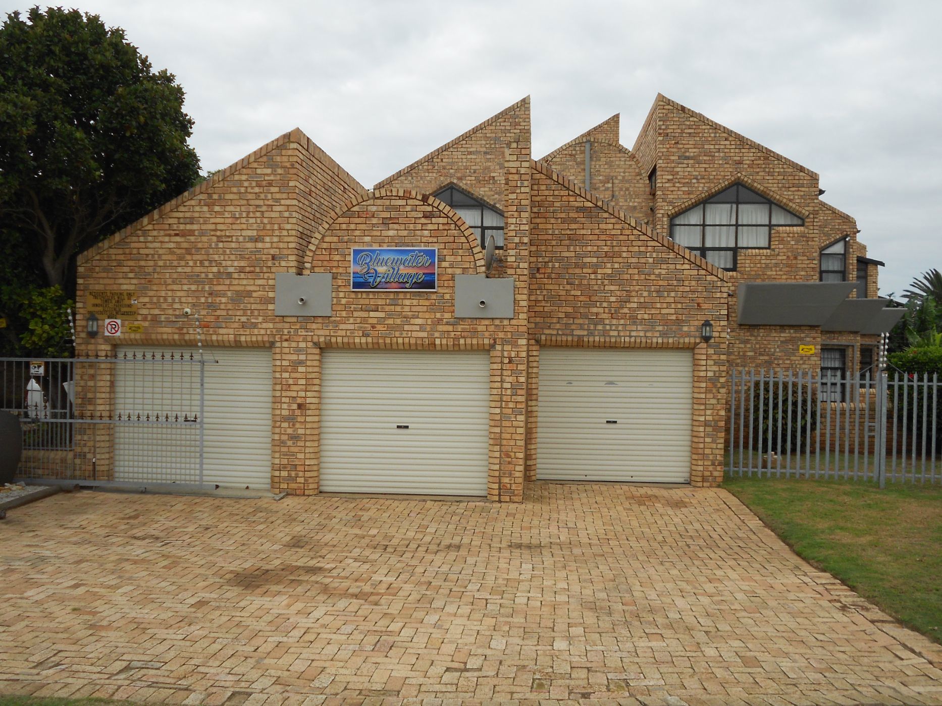 3 Bedroom Apartment For Sale Bluewater Bay (Port Elizabeth (Gqeberha