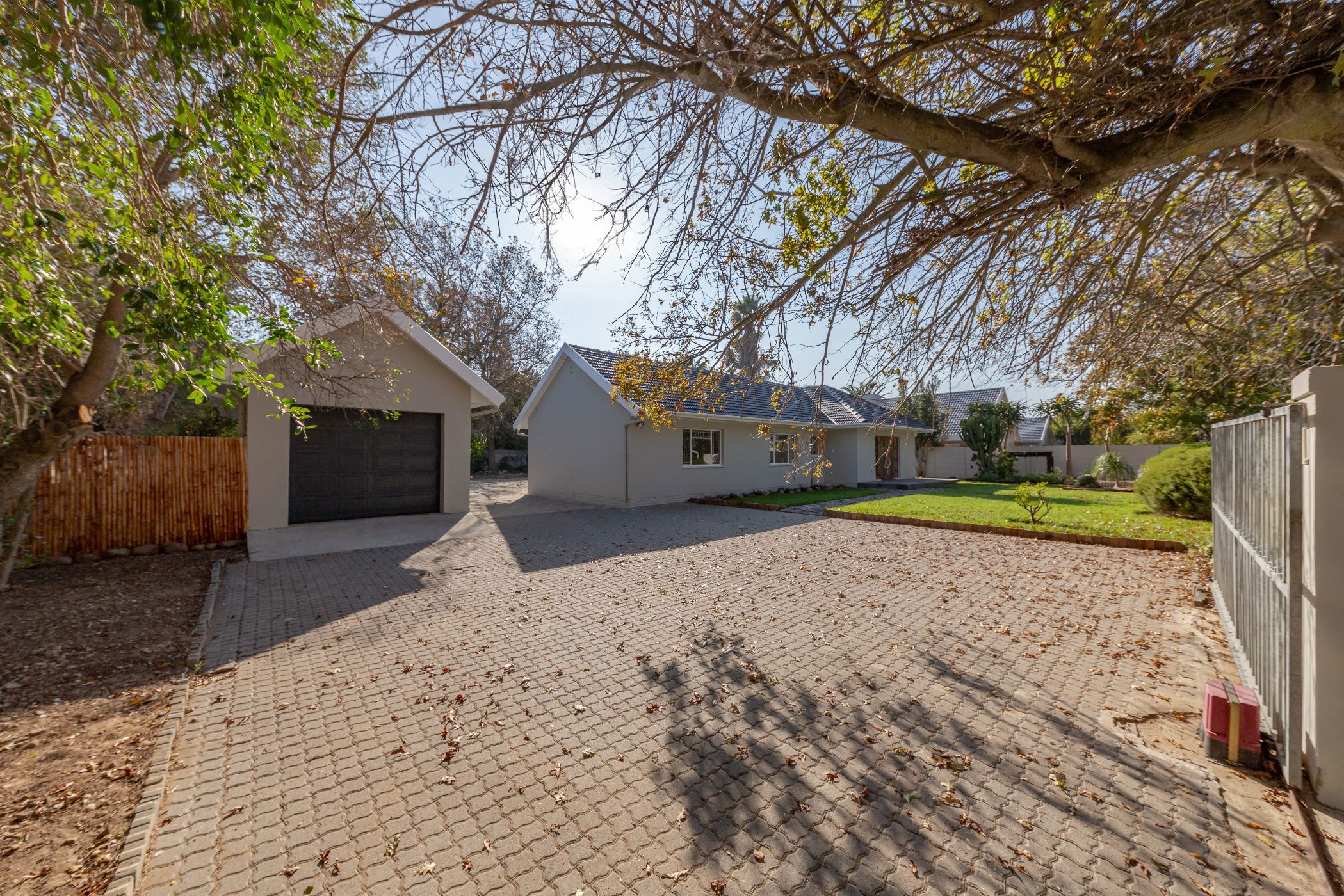 3 Bedroom House For Sale Westridge (Somerset West) SW1655428 Pam