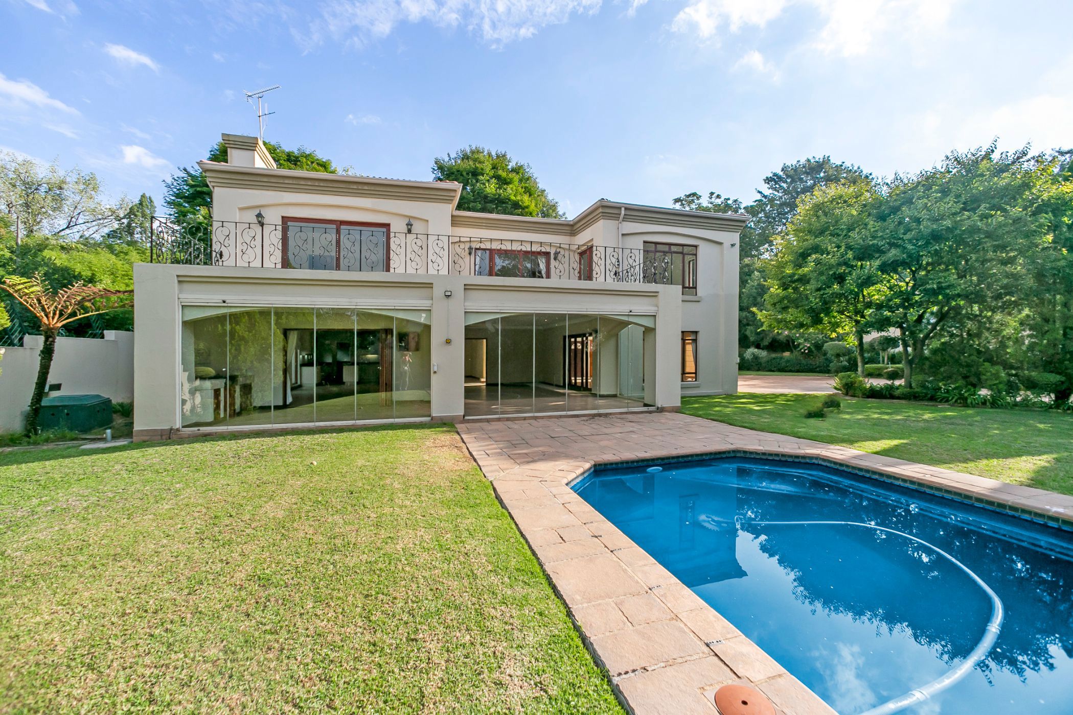 4 bedroom double-storey cluster to rent in Bryanston