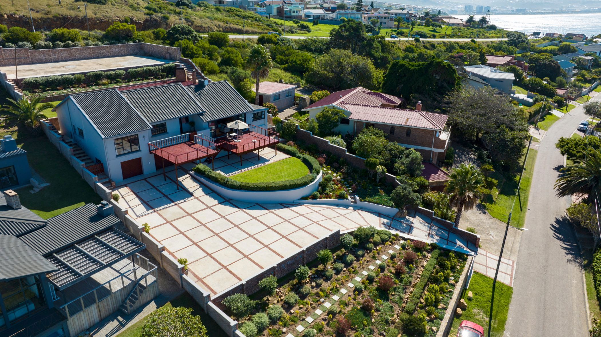 5 bedroom house for sale in Mossel Bay Central