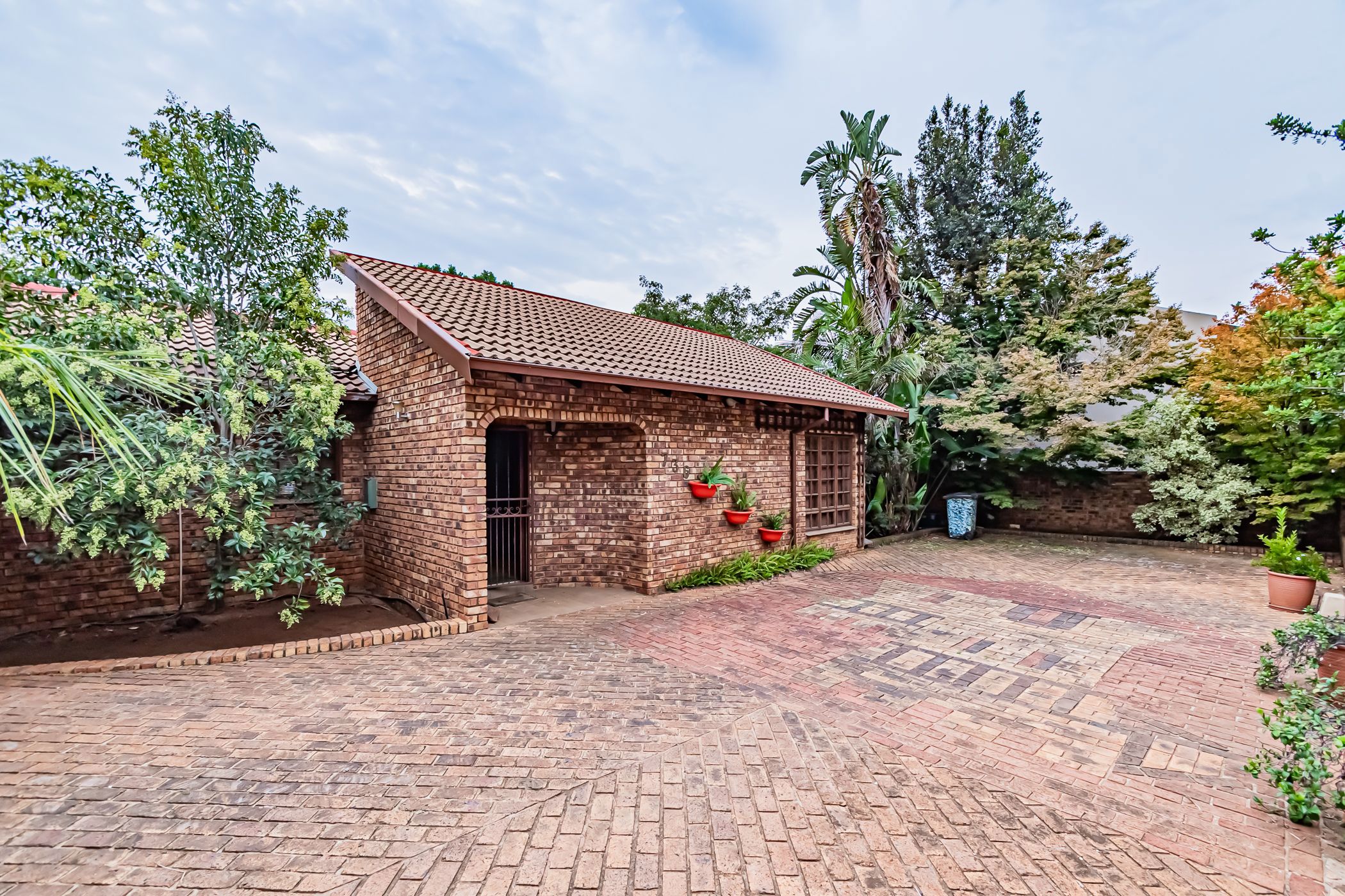 3 Bedroom House For Sale Garsfontein PT1652042 Pam Golding Properties