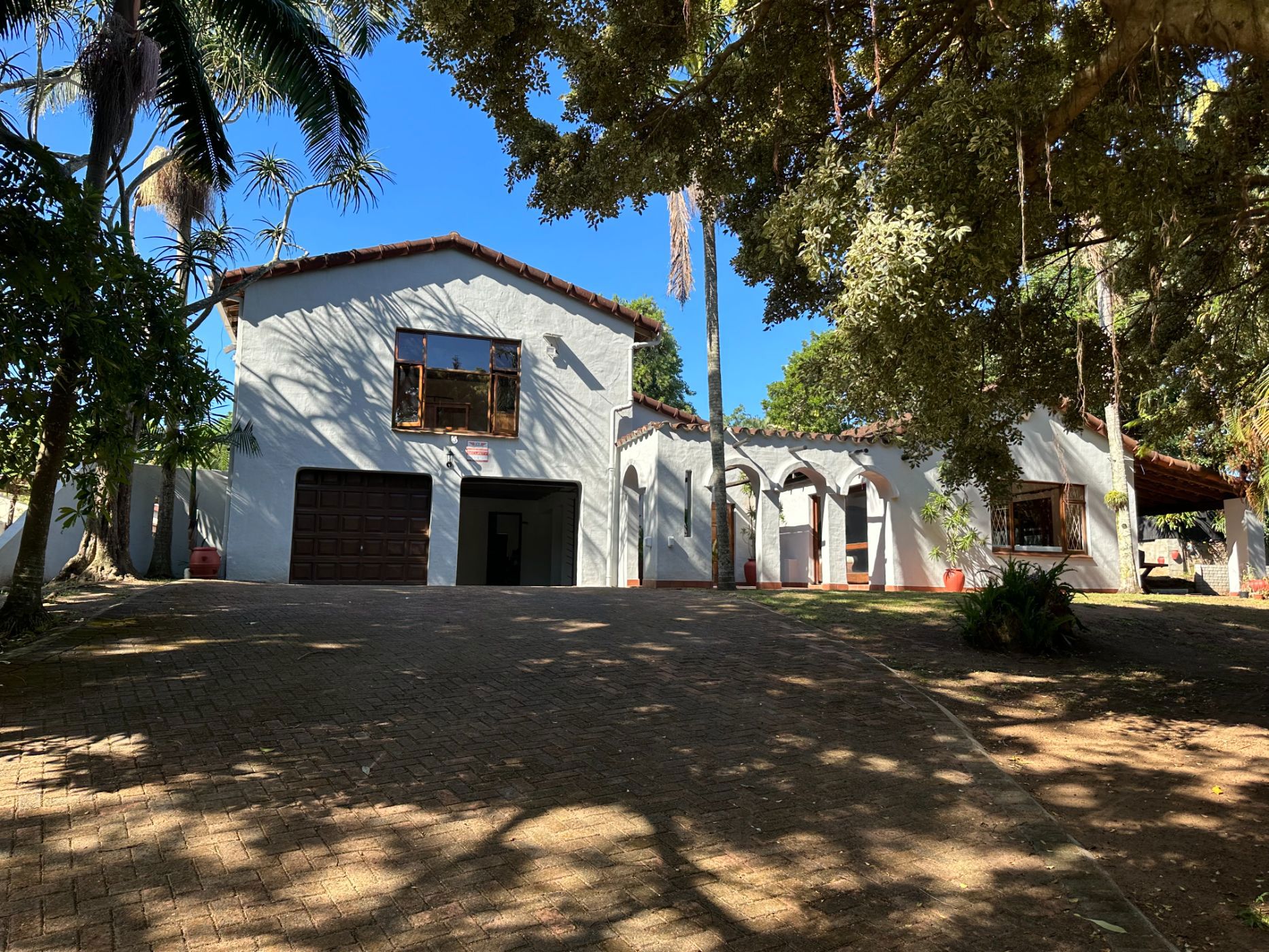 4 Bedroom Doublestorey House For Sale Glenmore Beach 1PD1653068