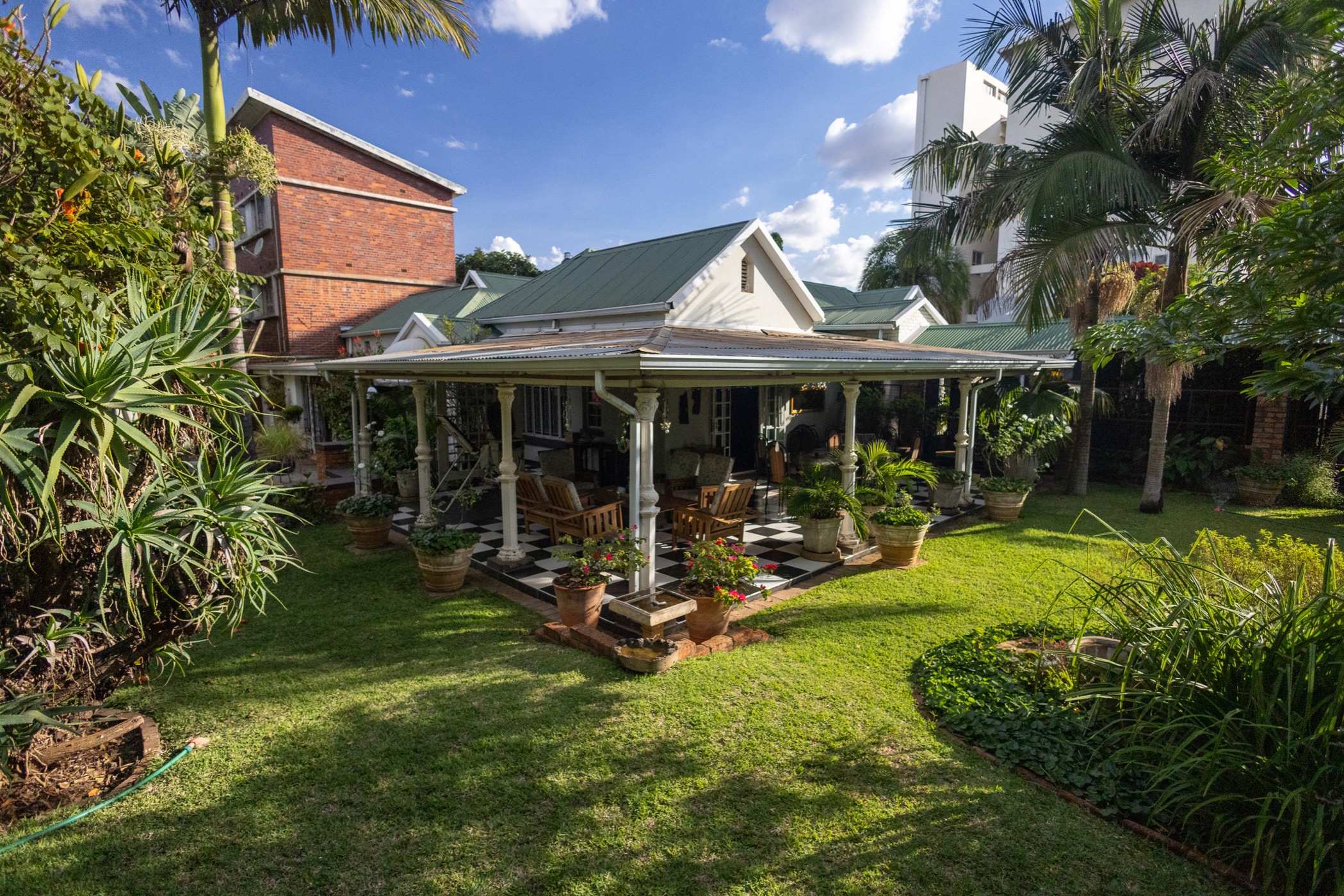 420 m&sup2; commercial building for sale in Avenues (Zimbabwe)