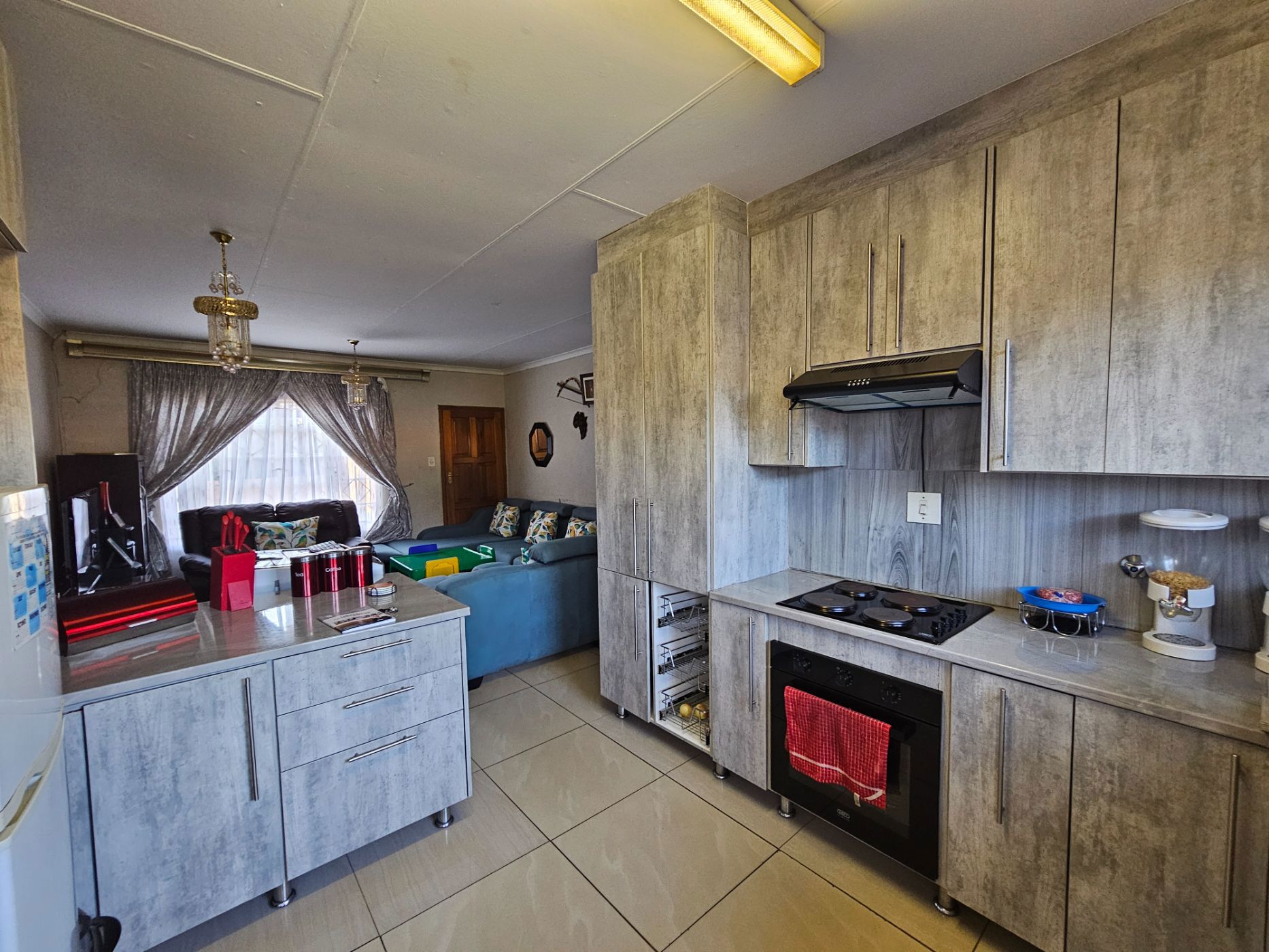 2 bedroom townhouse for sale in Bendor Park