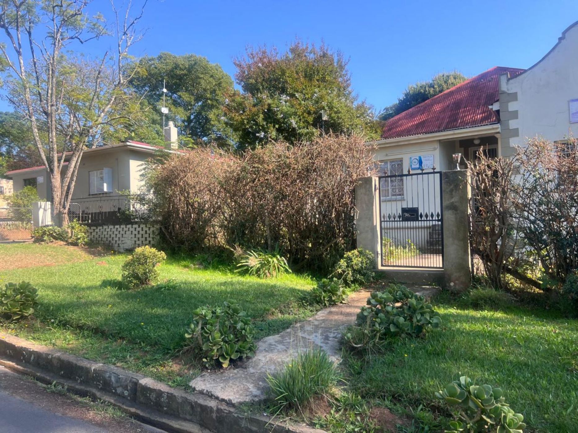 5 Bedroom House For Sale Hillcrest (Mthatha) 1MH1656335 Pam