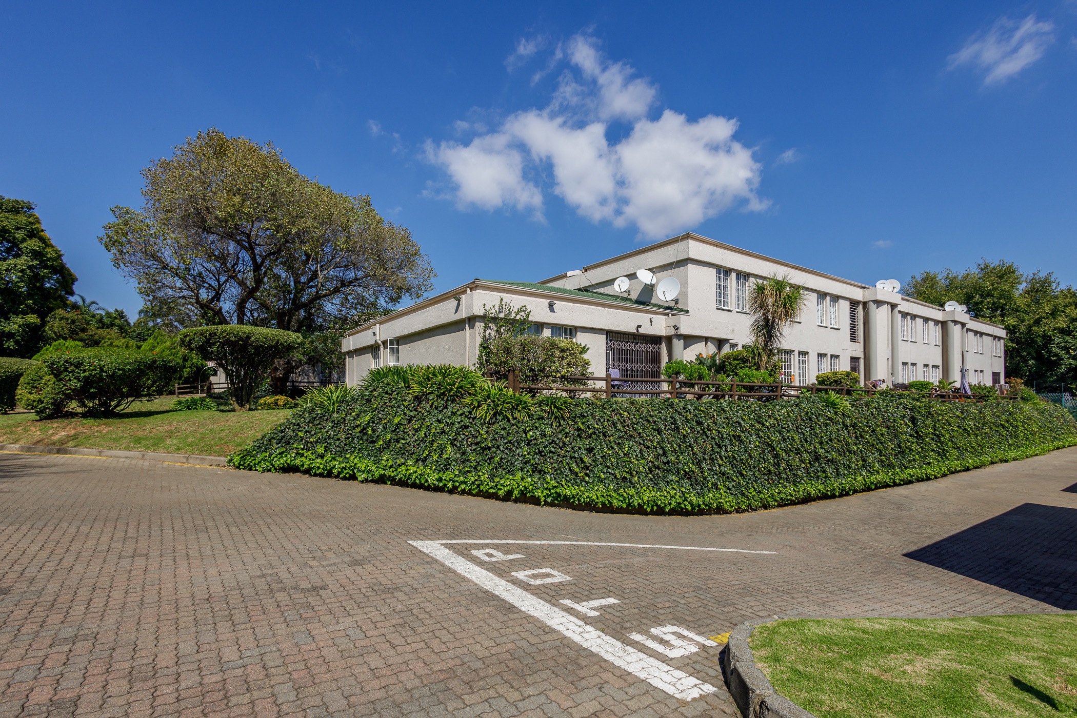 1 Bedroom Townhouse For Sale Bedfordview BED1653314 Pam Golding