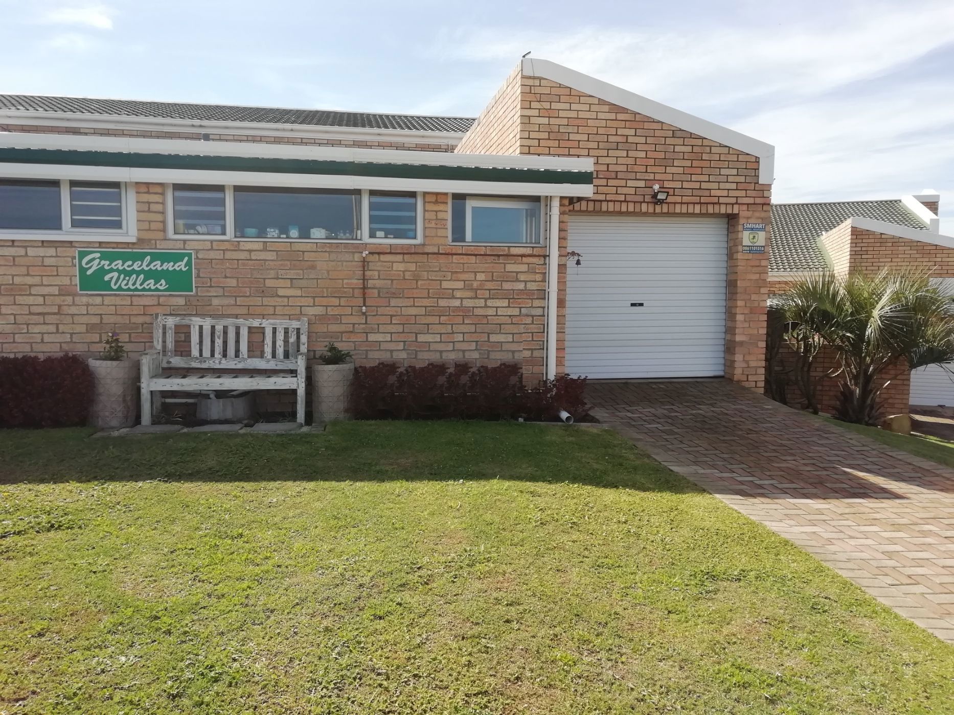 3 bedroom townhouse for sale in Wave Crest