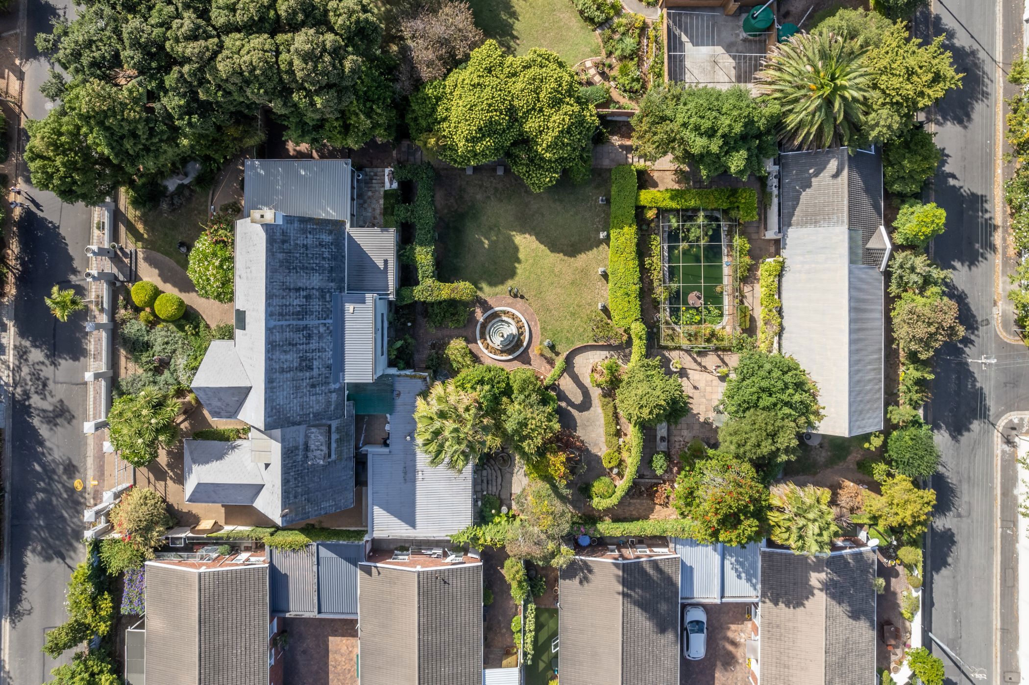 4 bedroom house for sale in Wynberg Upper