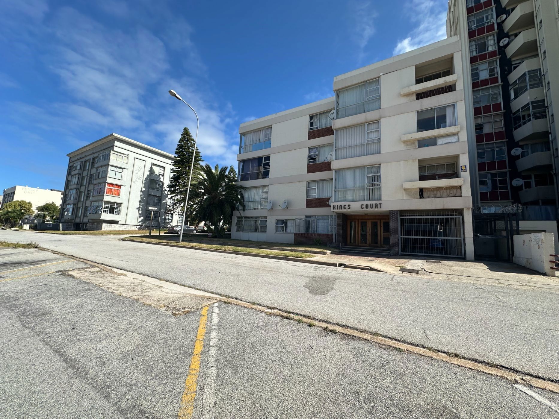 1 bedroom apartment for sale in Humewood