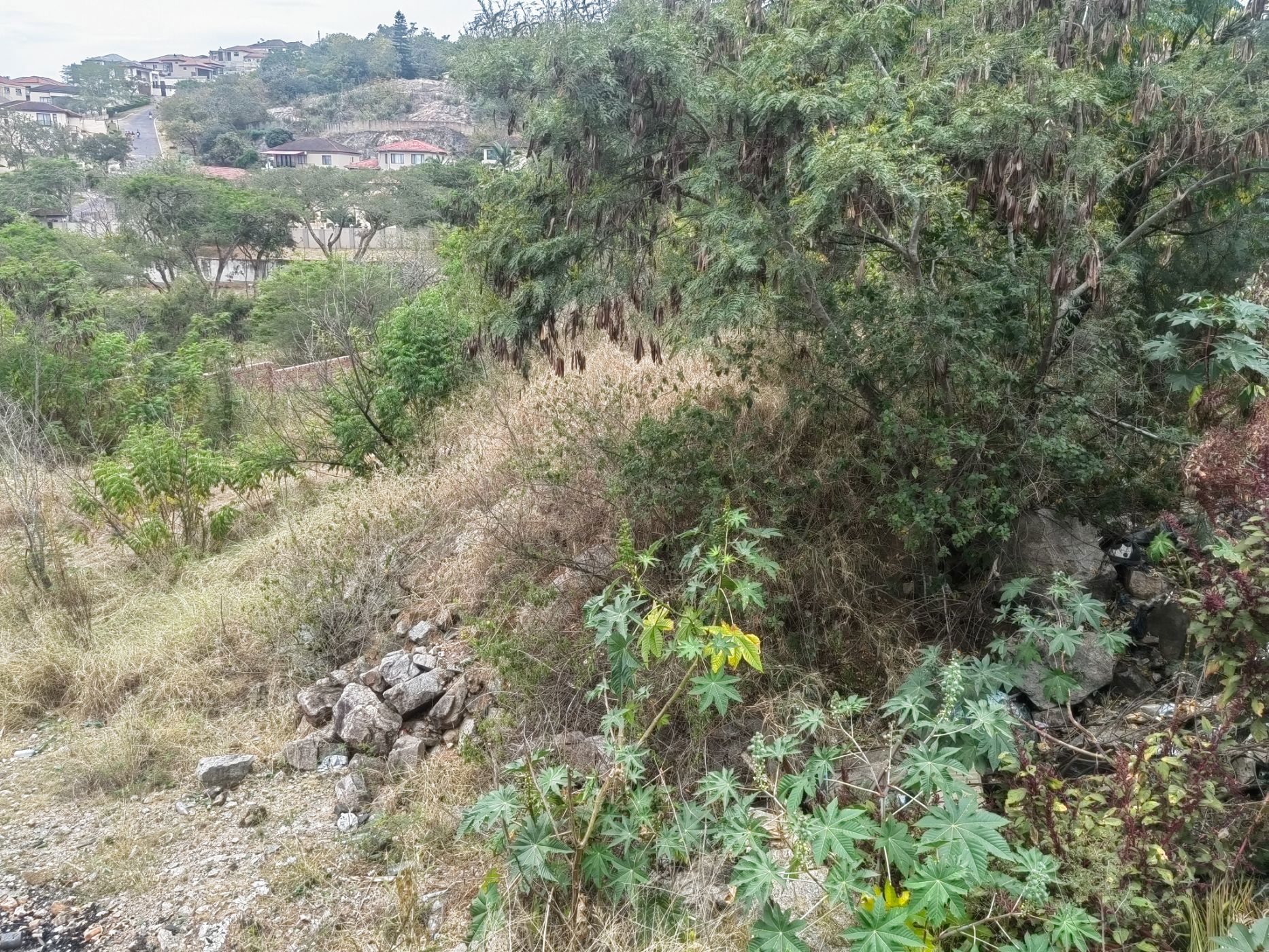 507 m&sup2; residential vacant land for sale in Stonehenge