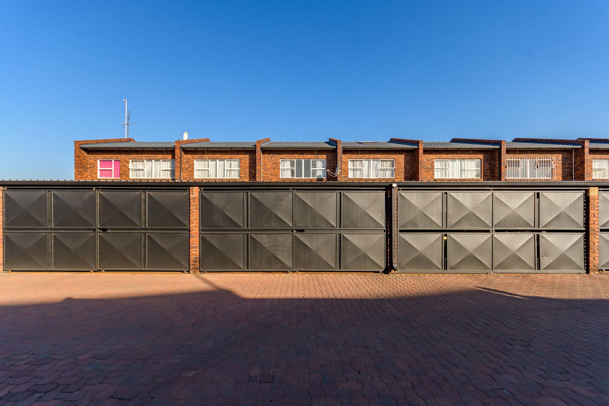 2 Bedroom Townhouse For Sale Dayanglen BOK1656800 Pam Golding