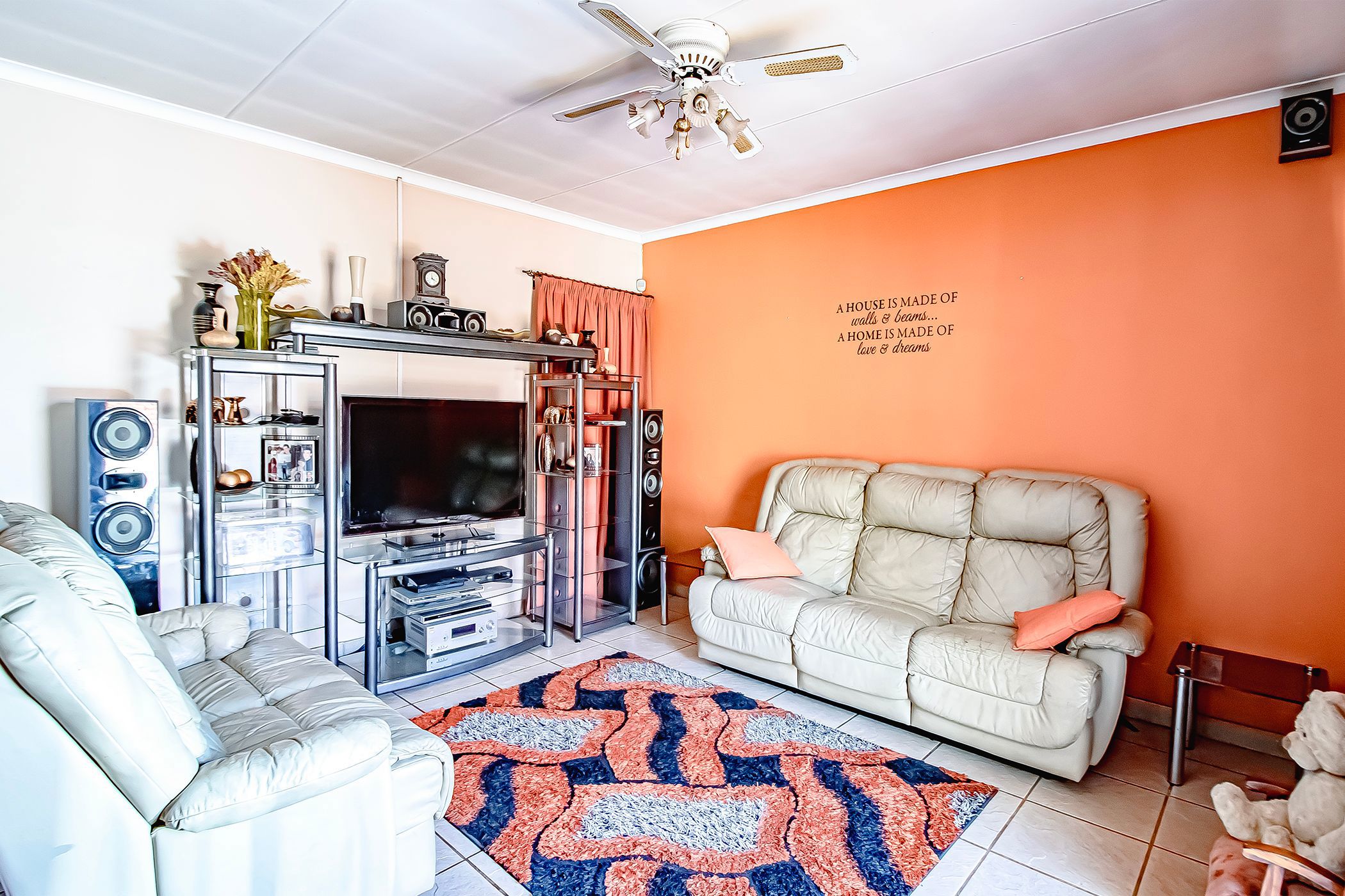 3 Bedroom House For Sale Claremont (Pretoria North) PTM1656207