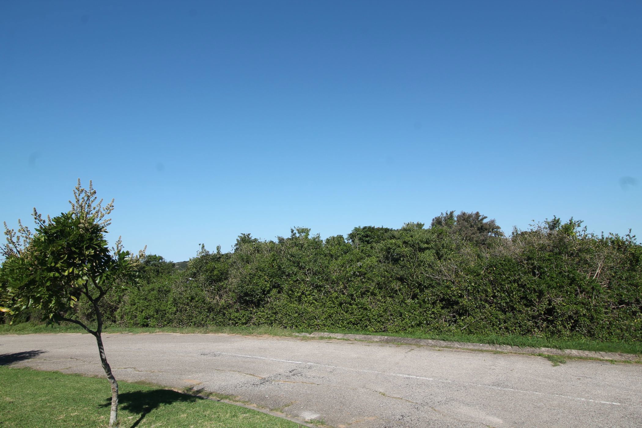 650 m&sup2; vacant land for sale in Kleinemonde