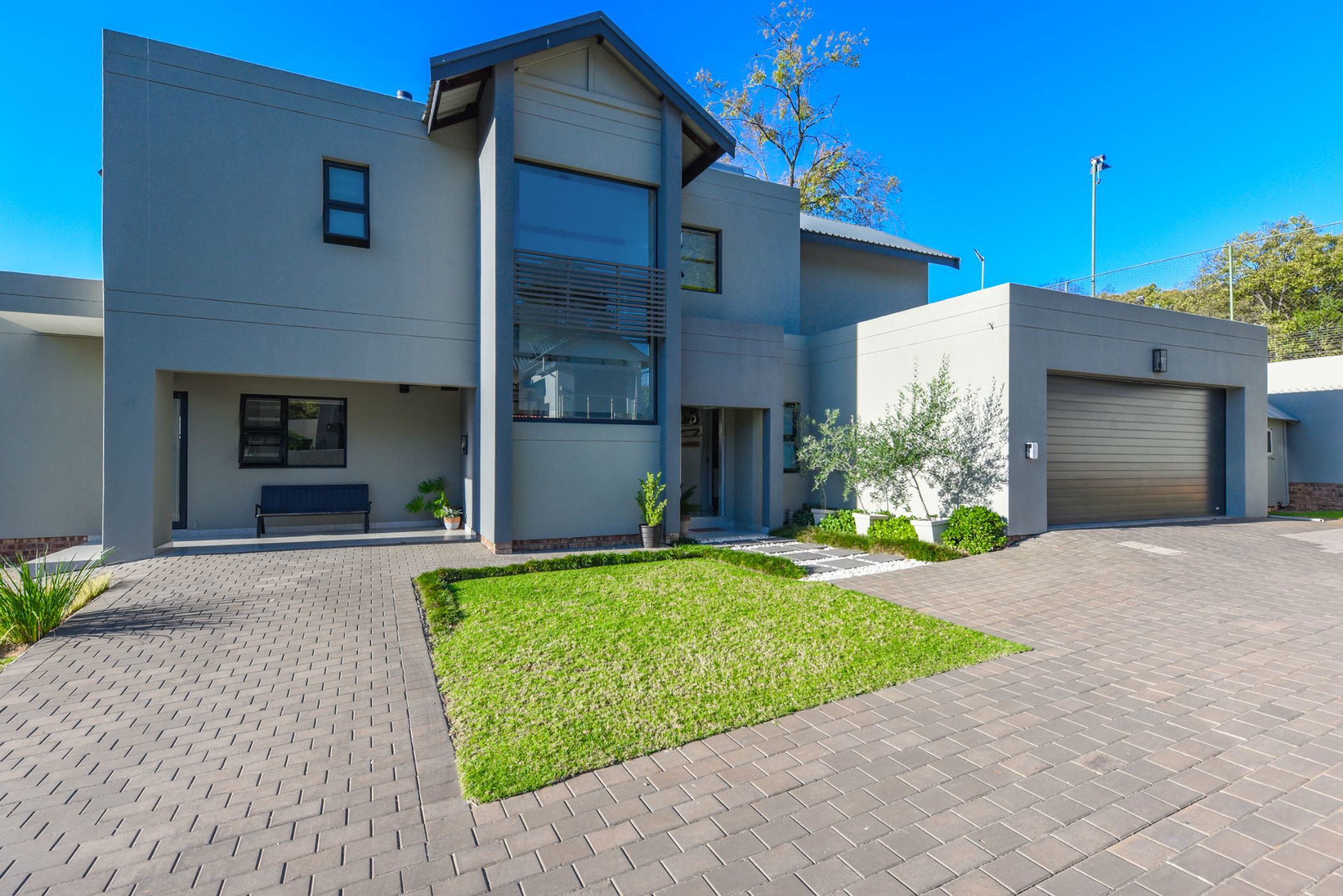 4 Bedroom Cluster House For Sale Bryanston HP1657326 Pam Golding Properties